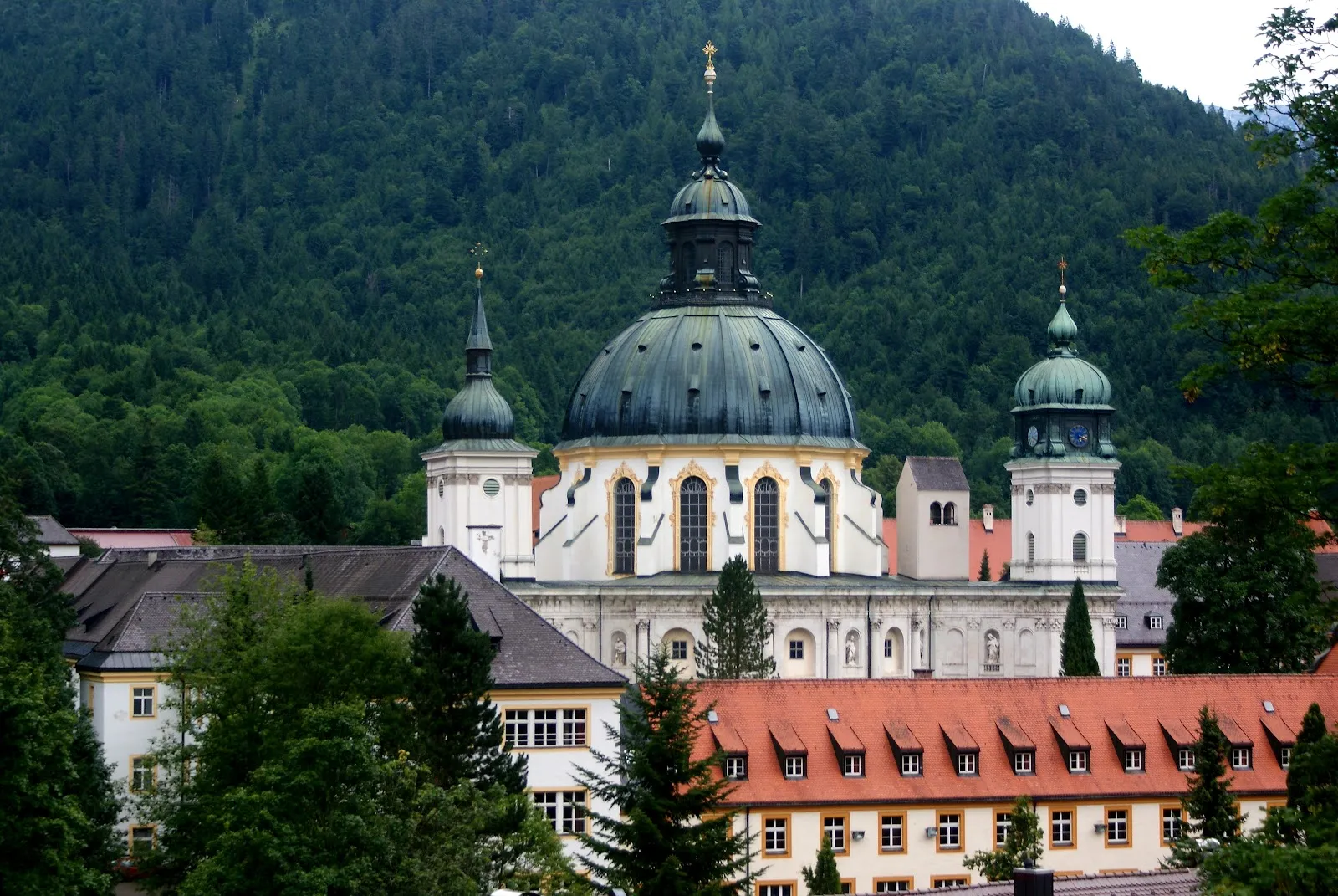 Монастырь Этталь