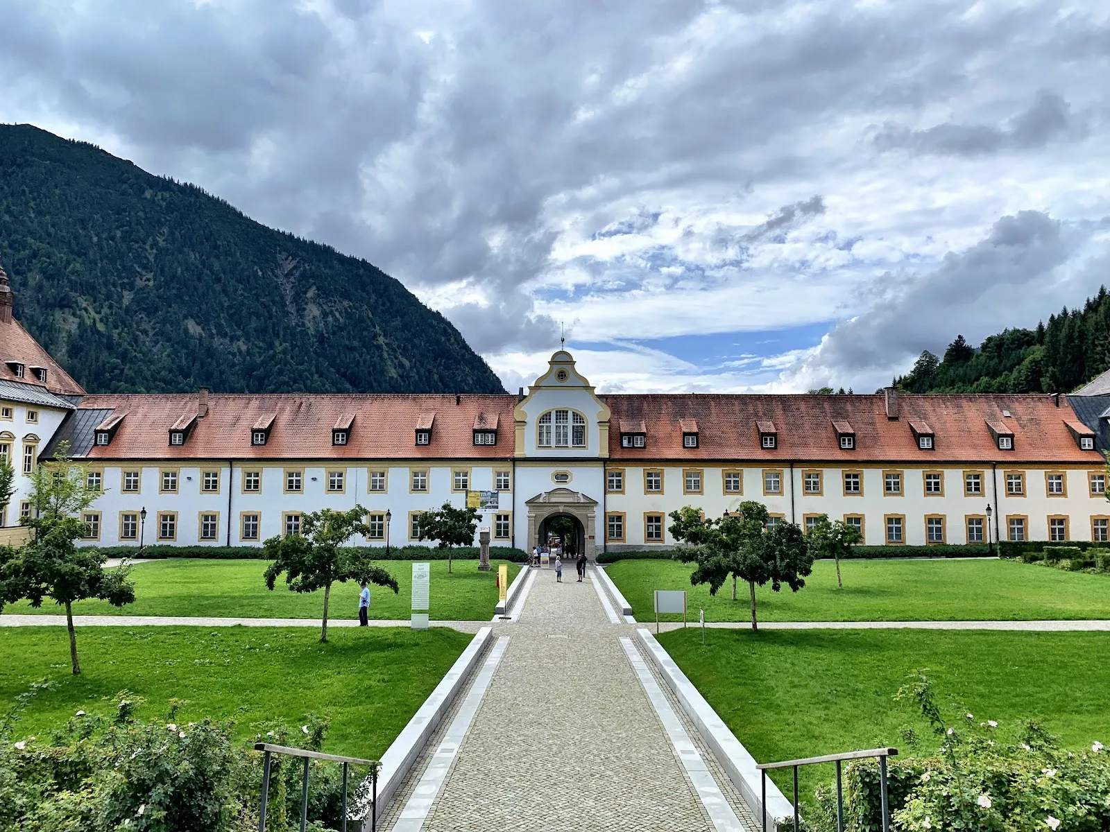 Монастырь Этталь