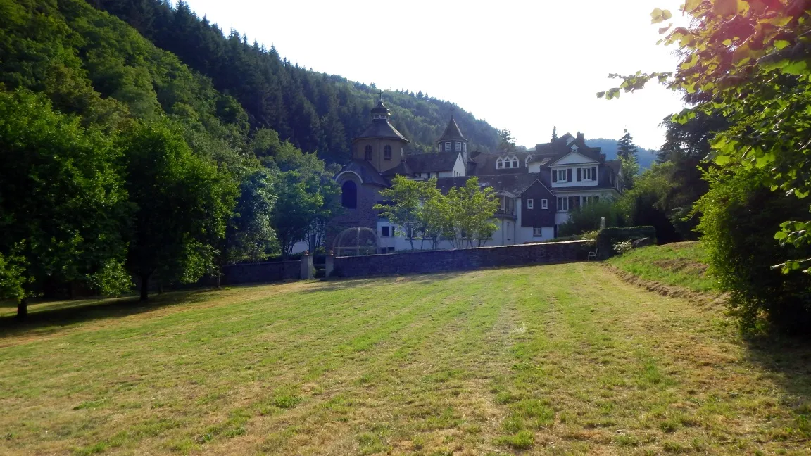 Монастырь Хельголанд, историческое здание в Майене