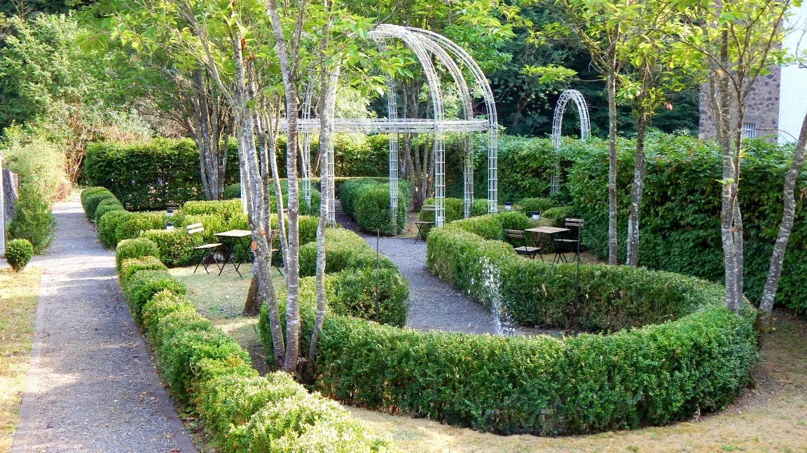 Монастырь Хельголанд, историческое здание в Майене