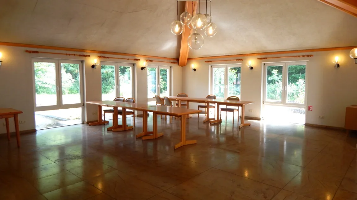 Монастырь Хельголанд, историческое здание в Майене