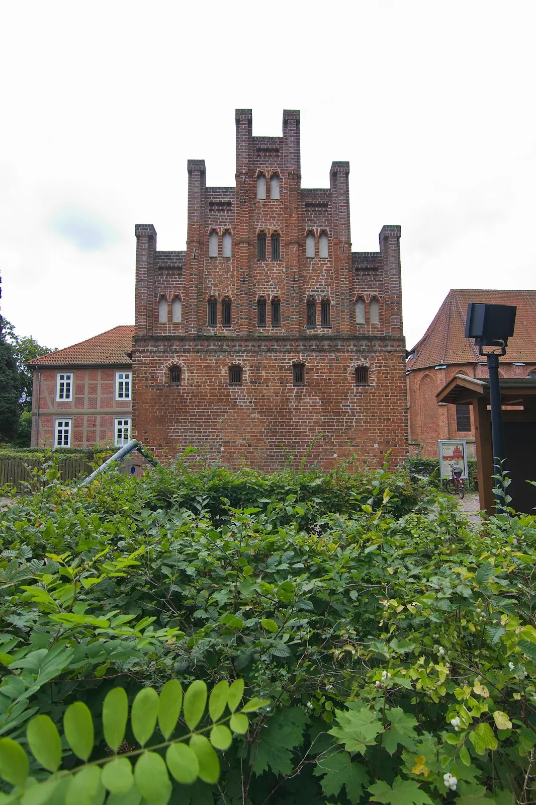 Здание монастыря Изенхаген