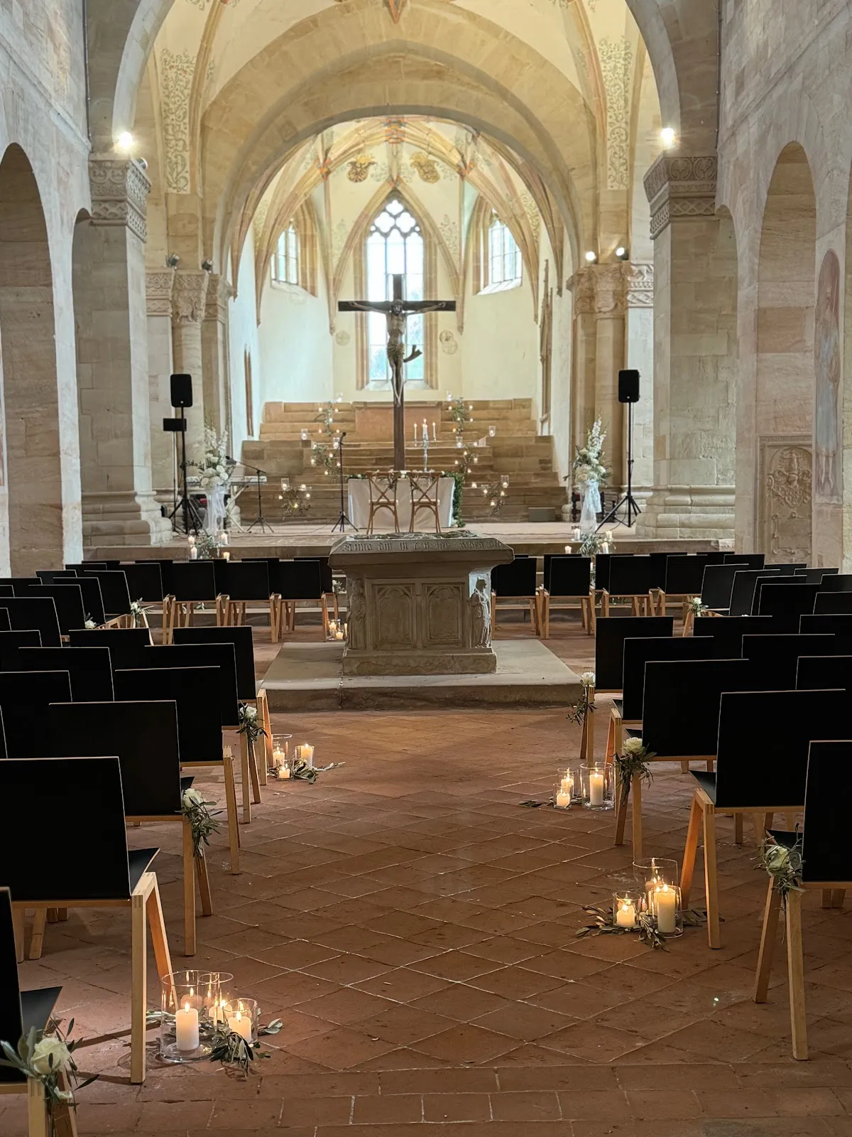 Вид на Монастырь Лорх в Германии