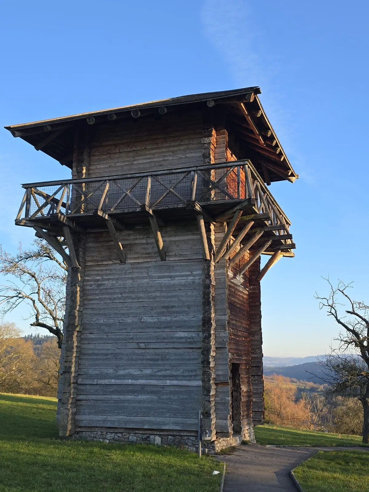 Вид на Монастырь Лорх в Германии