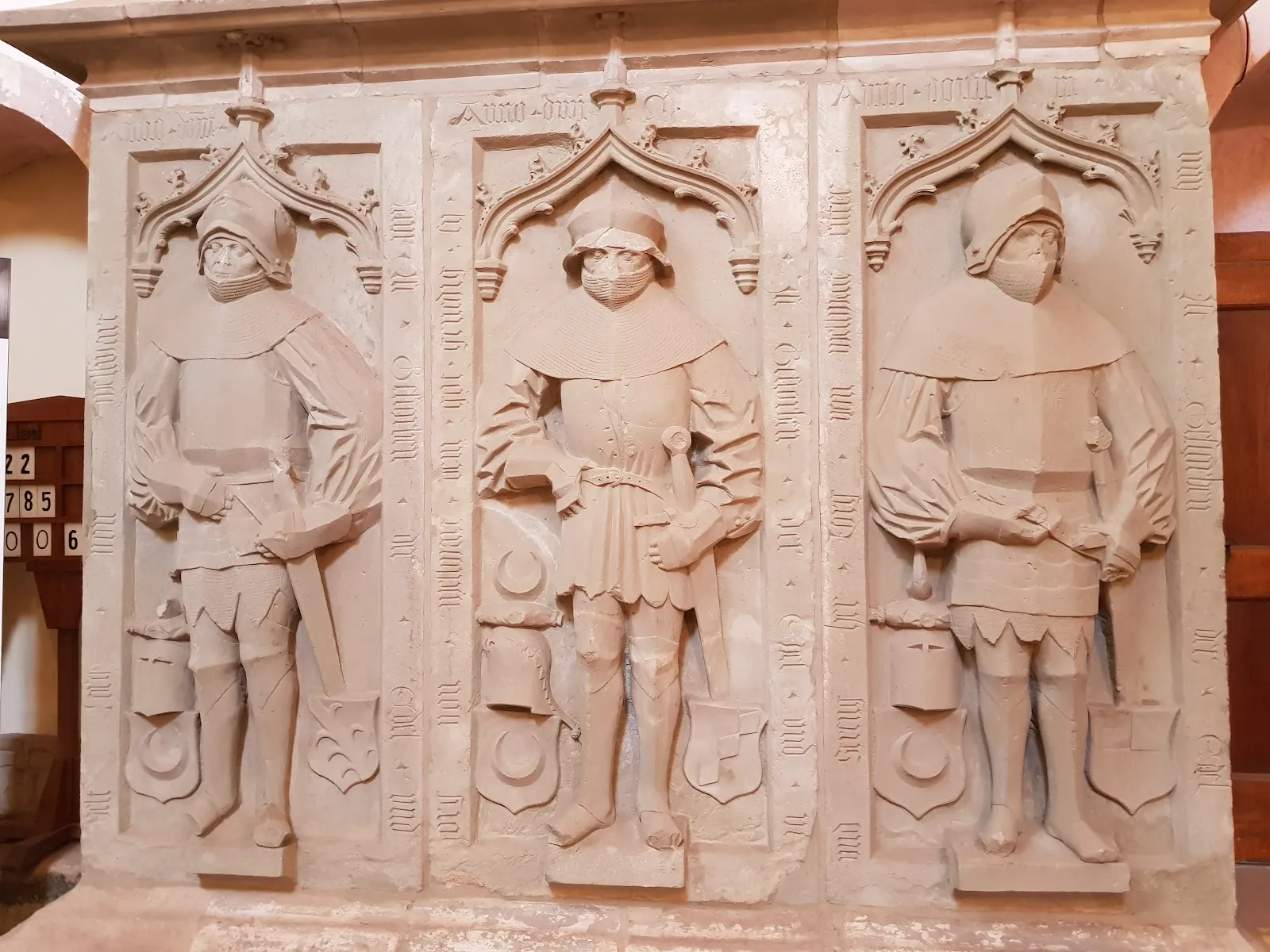 Вид на Монастырь Лорх в Германии