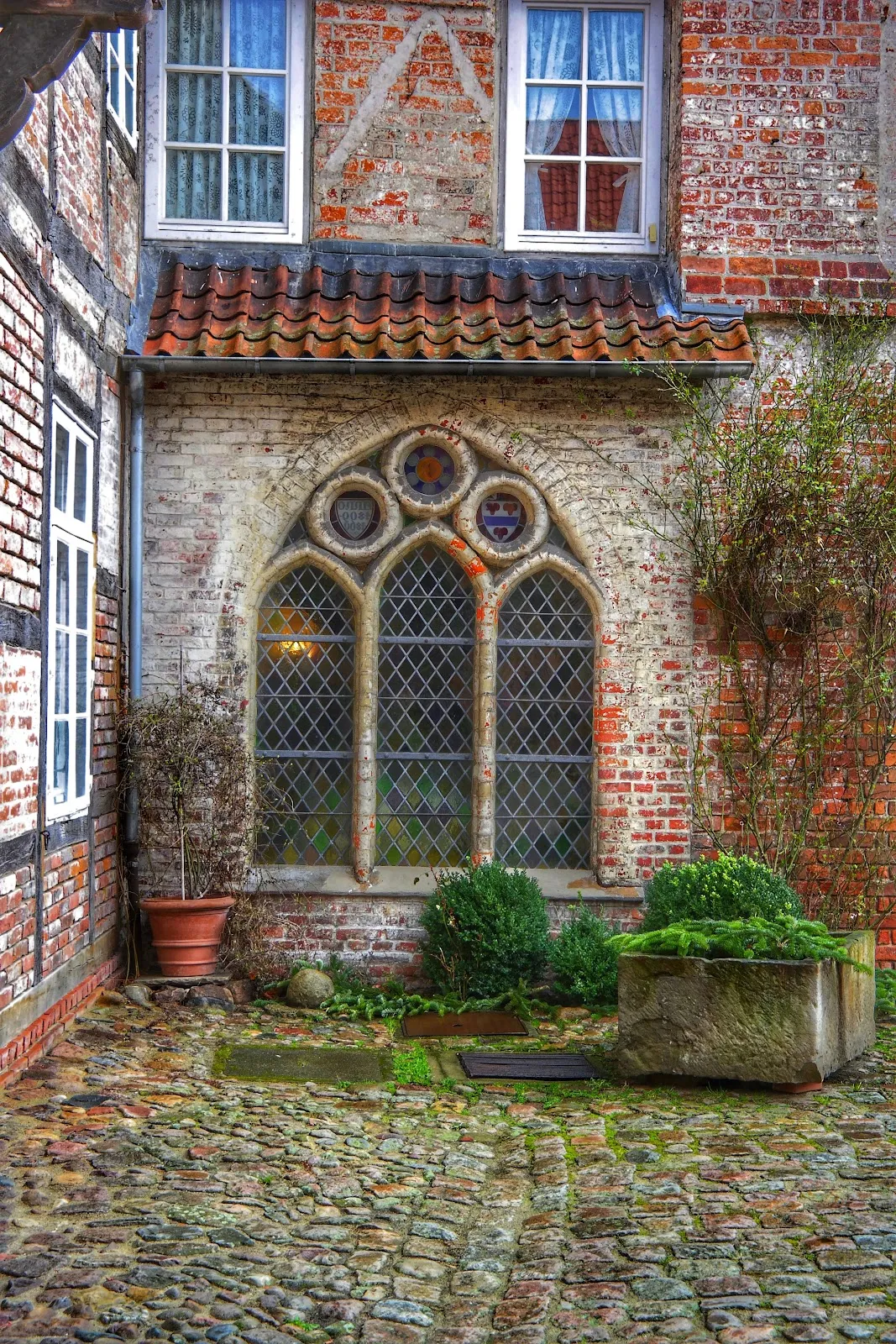 Монастырь Люне