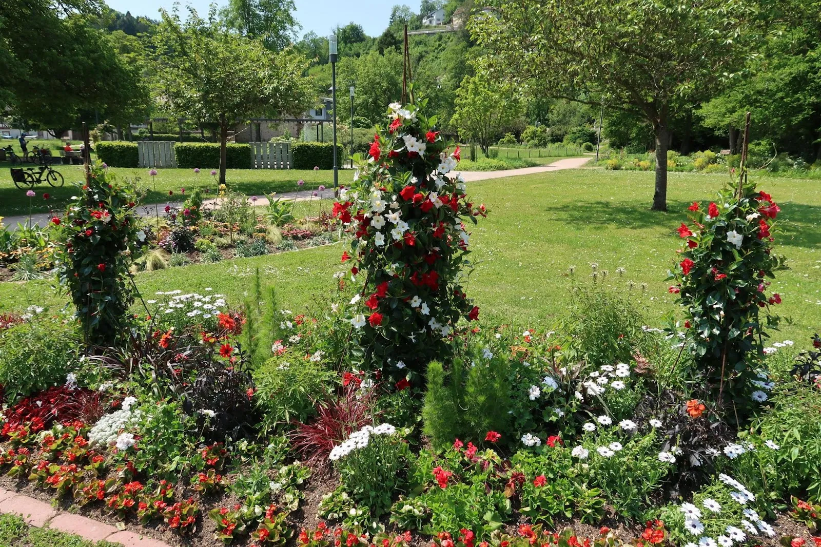 Здание Монастыря Ройт в Германии