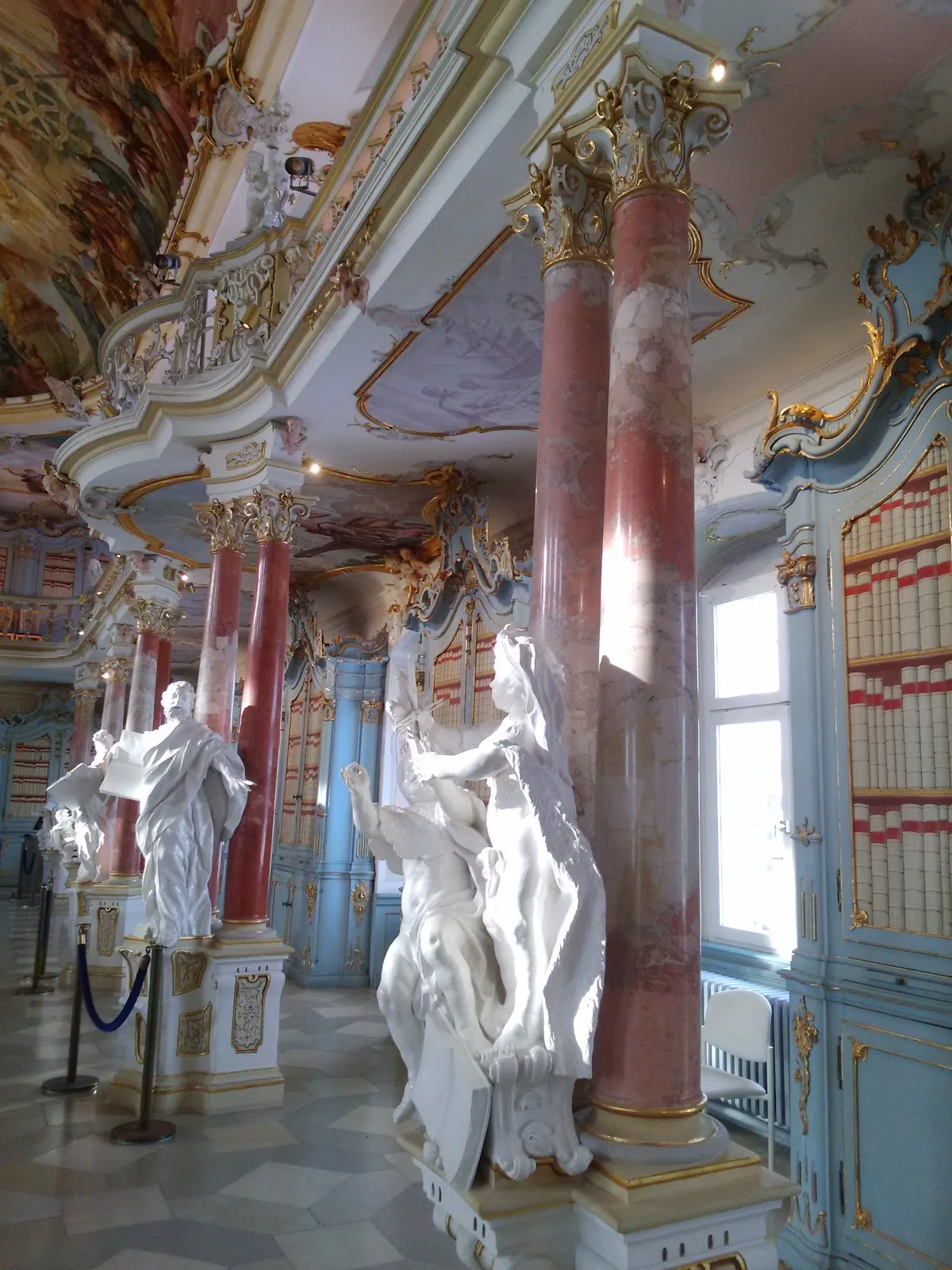 Фасад монастыря Шуссенрид, Германия