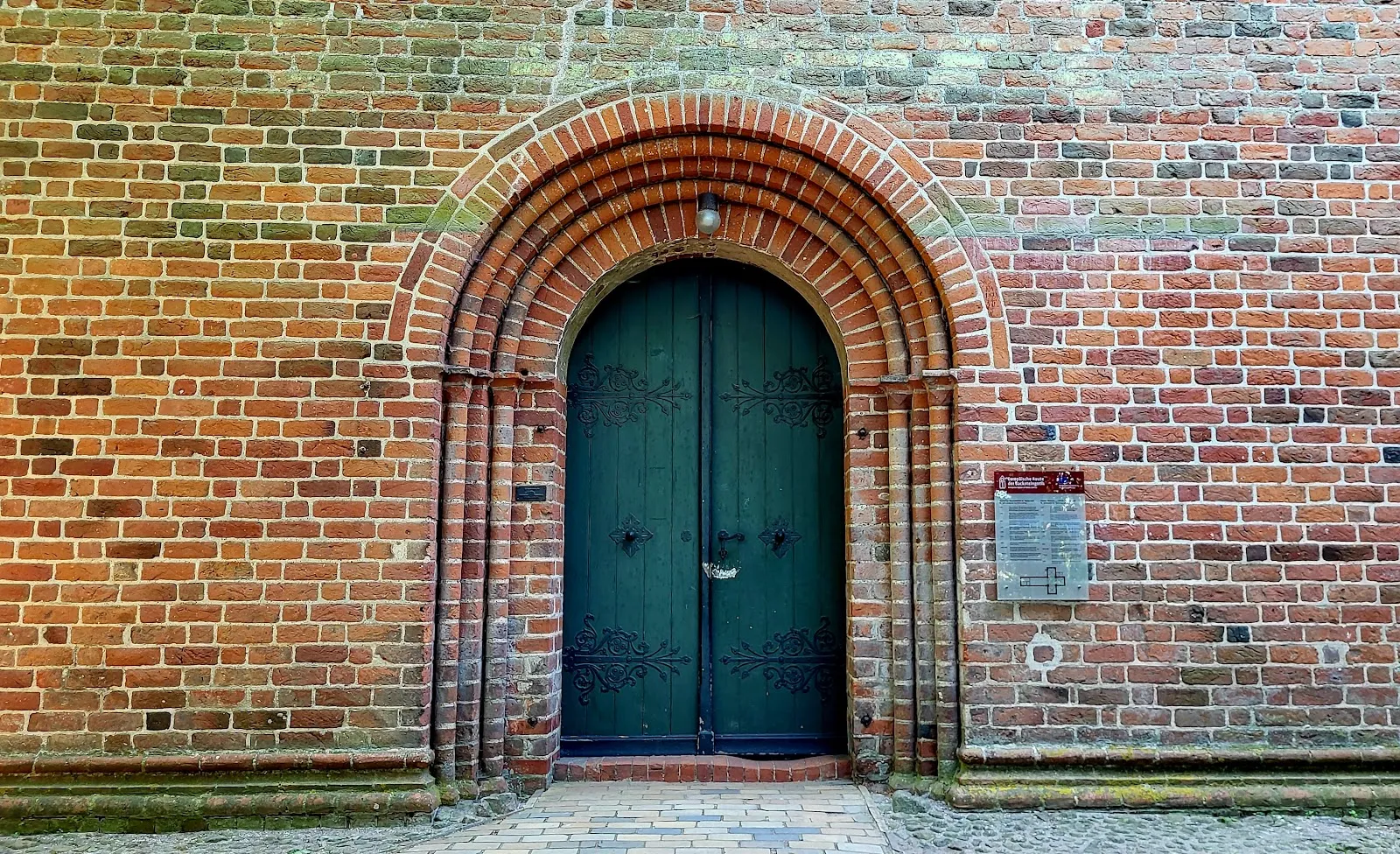 Вид на Монастырь Зонненкамп, Германия