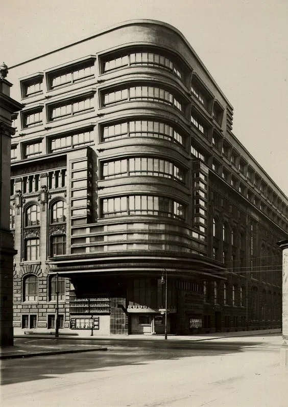 Здание Моссехаус в Берлине