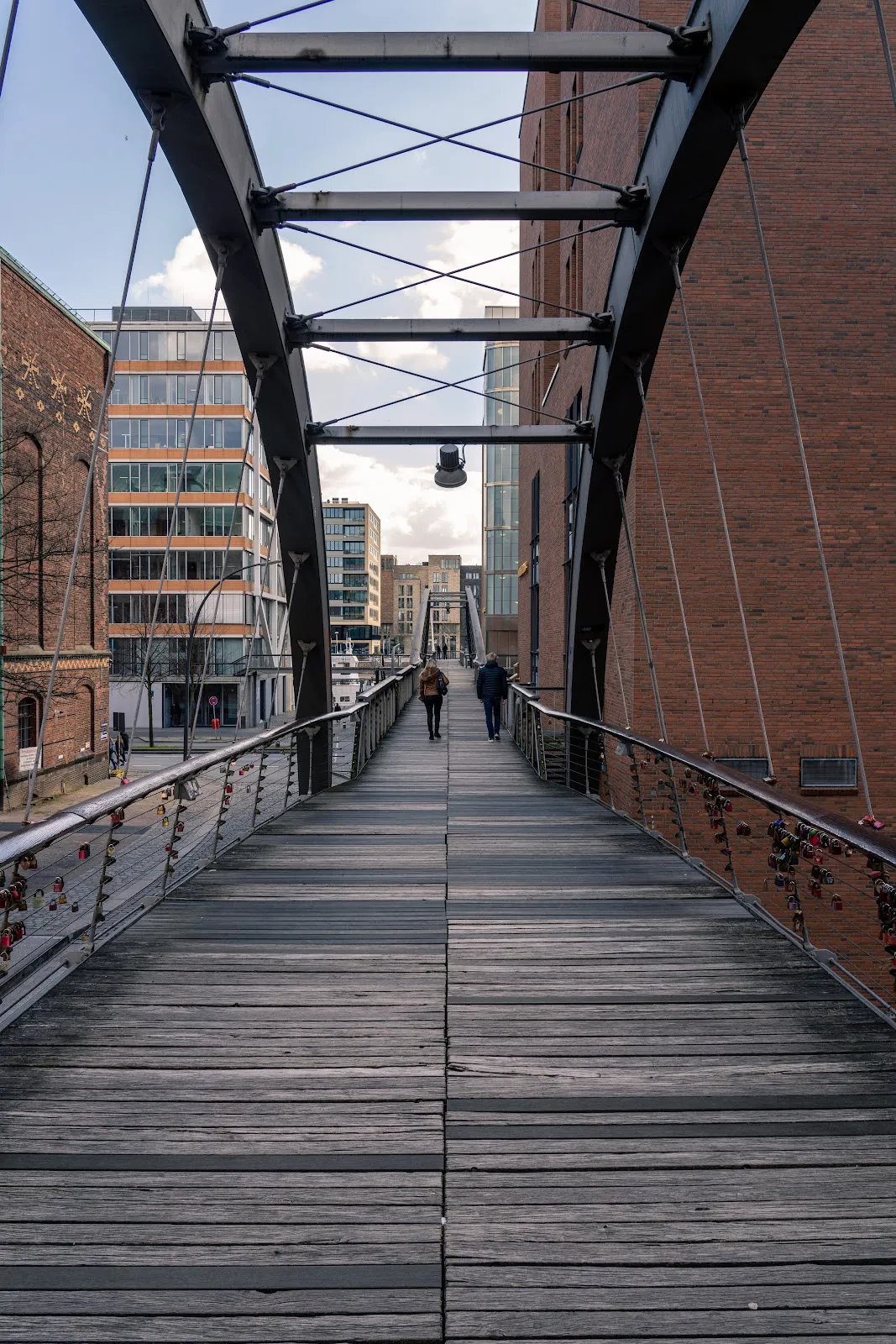 Мост Кервидерштег в Гамбурге, Германия