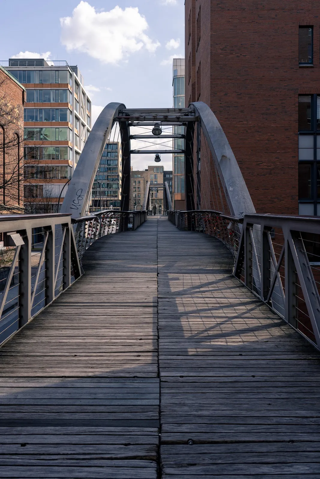 Мост Кервидерштег в Гамбурге, Германия