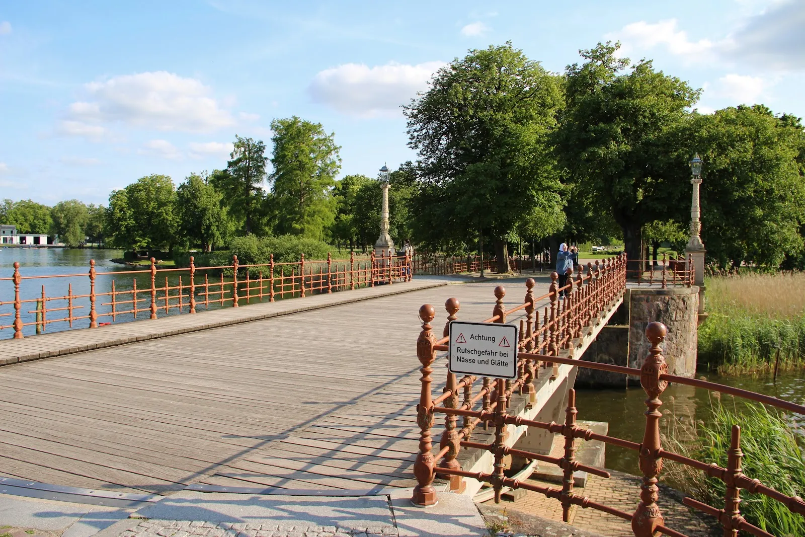 Исторический мост Леннештрассе в Шверина