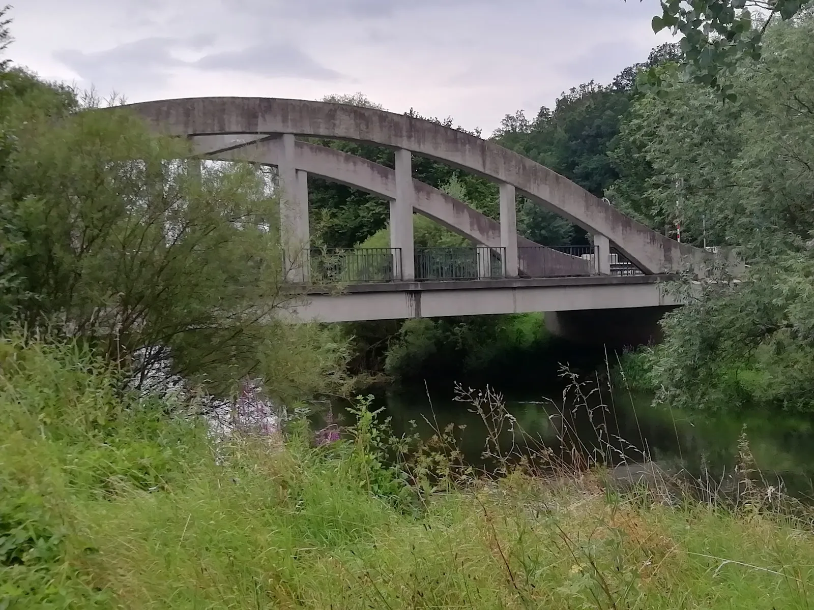Мост над рекой Лейне, Аййнбек, Германия