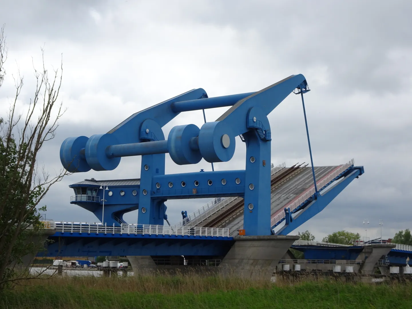 Мост Пене, Вольгаст, Германия, вид сбоку