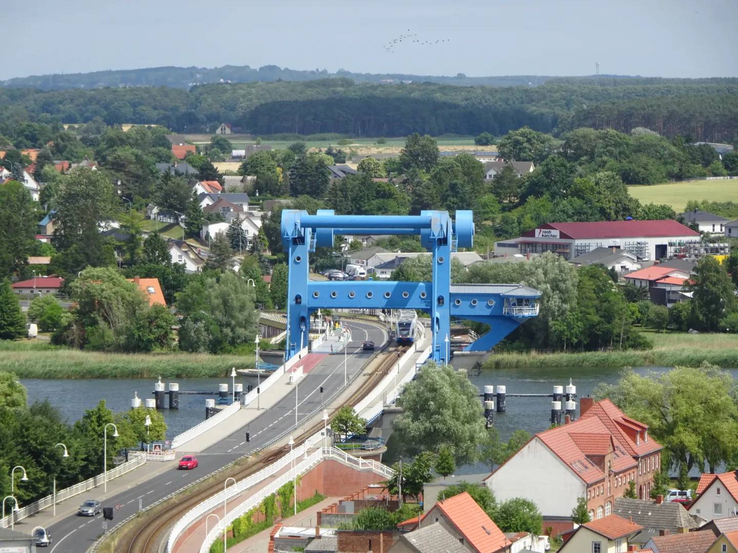 Мост Пене, Вольгаст, Германия, вид сбоку