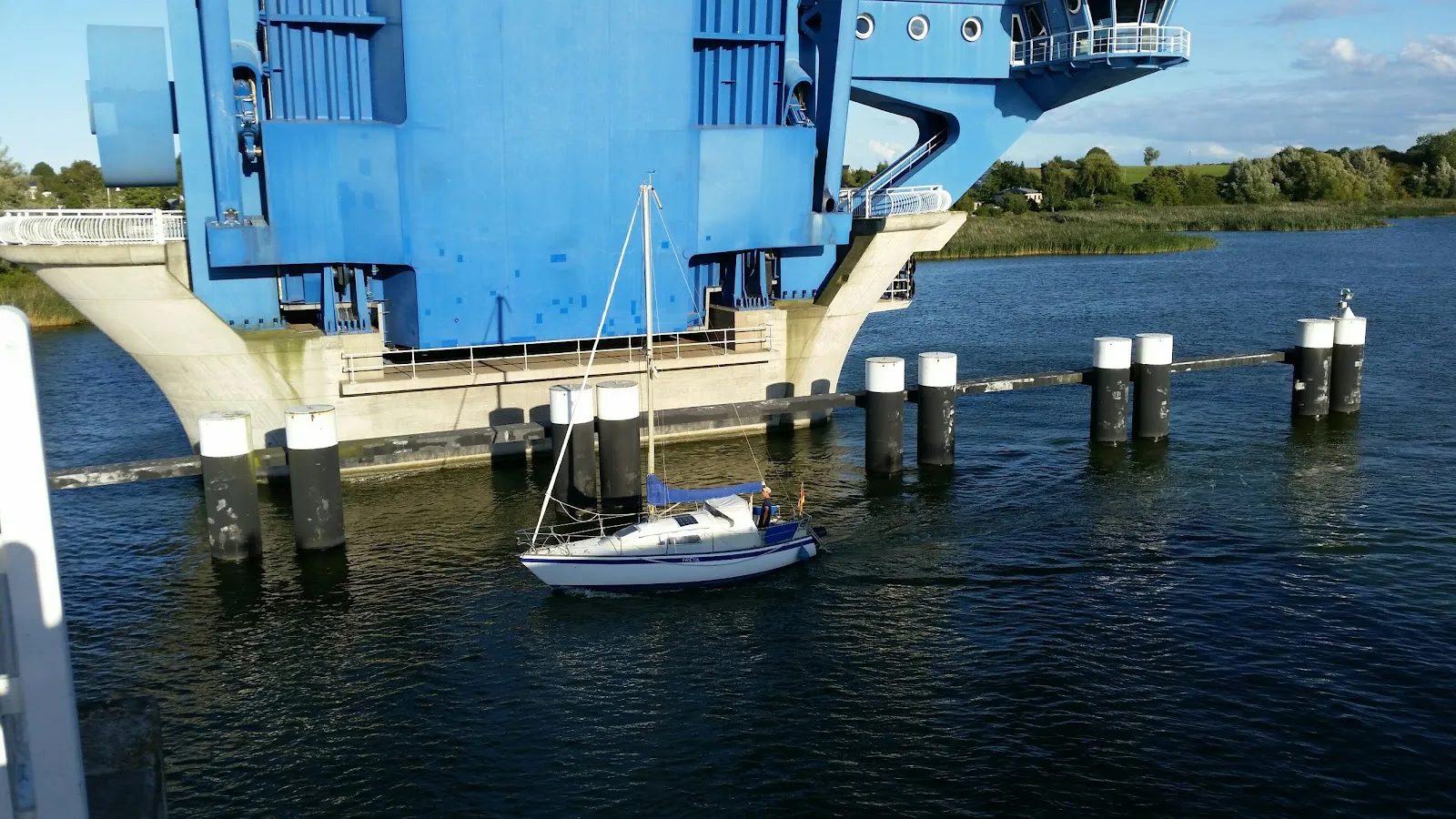 Мост Пене, Вольгаст, Германия, вид сбоку