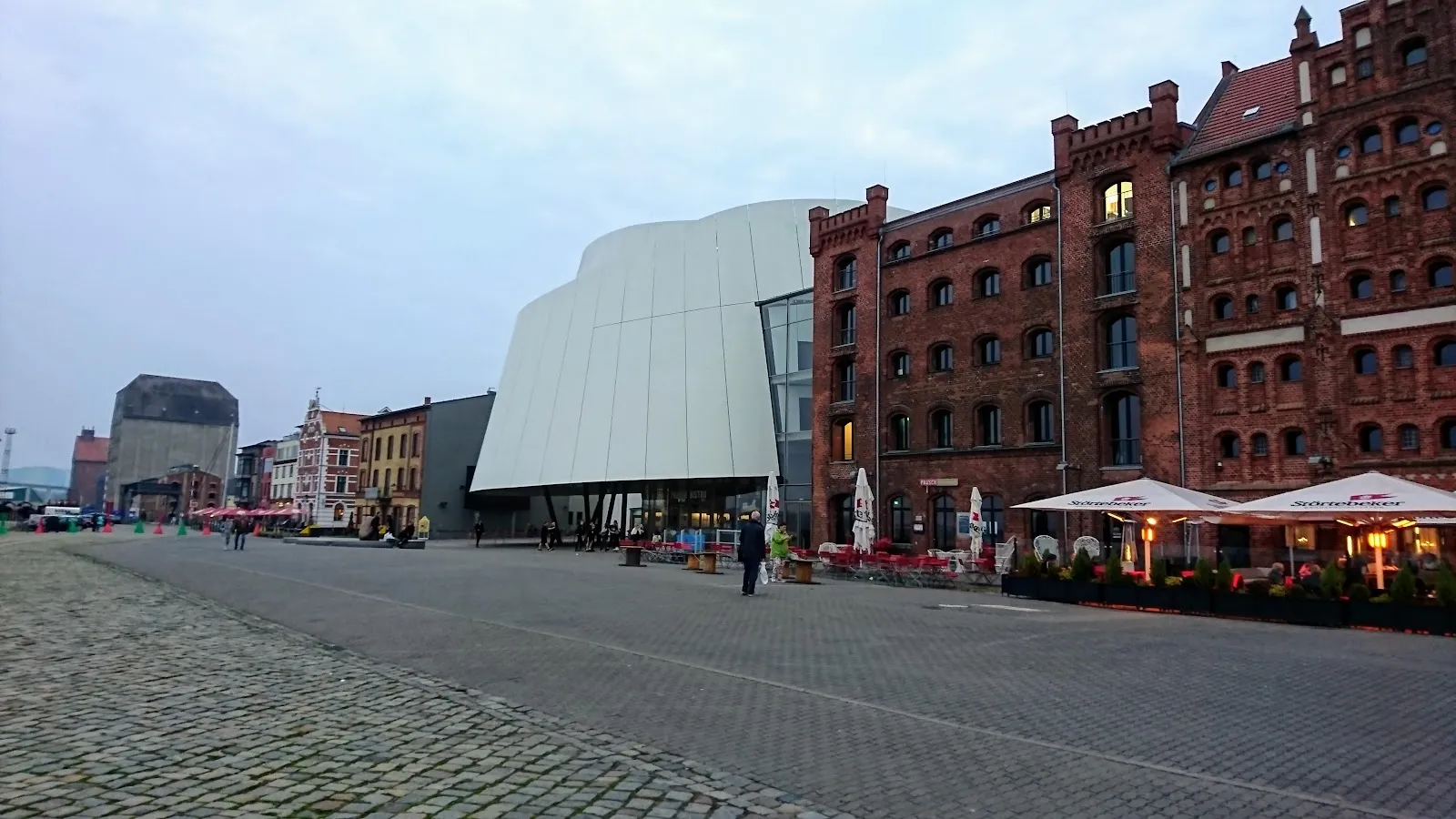 Мост-раскладушка Am Querkanal в Штральзунде, Германия