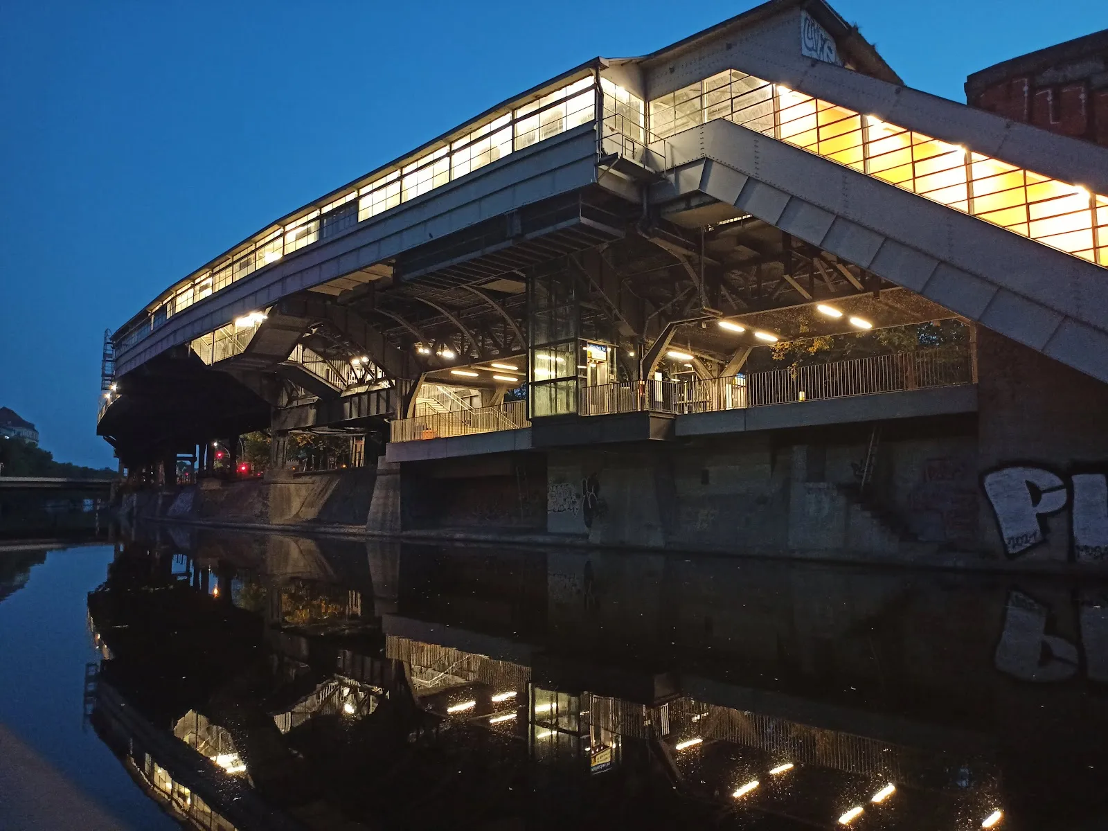 Мост у Ворот Галле, Берлин