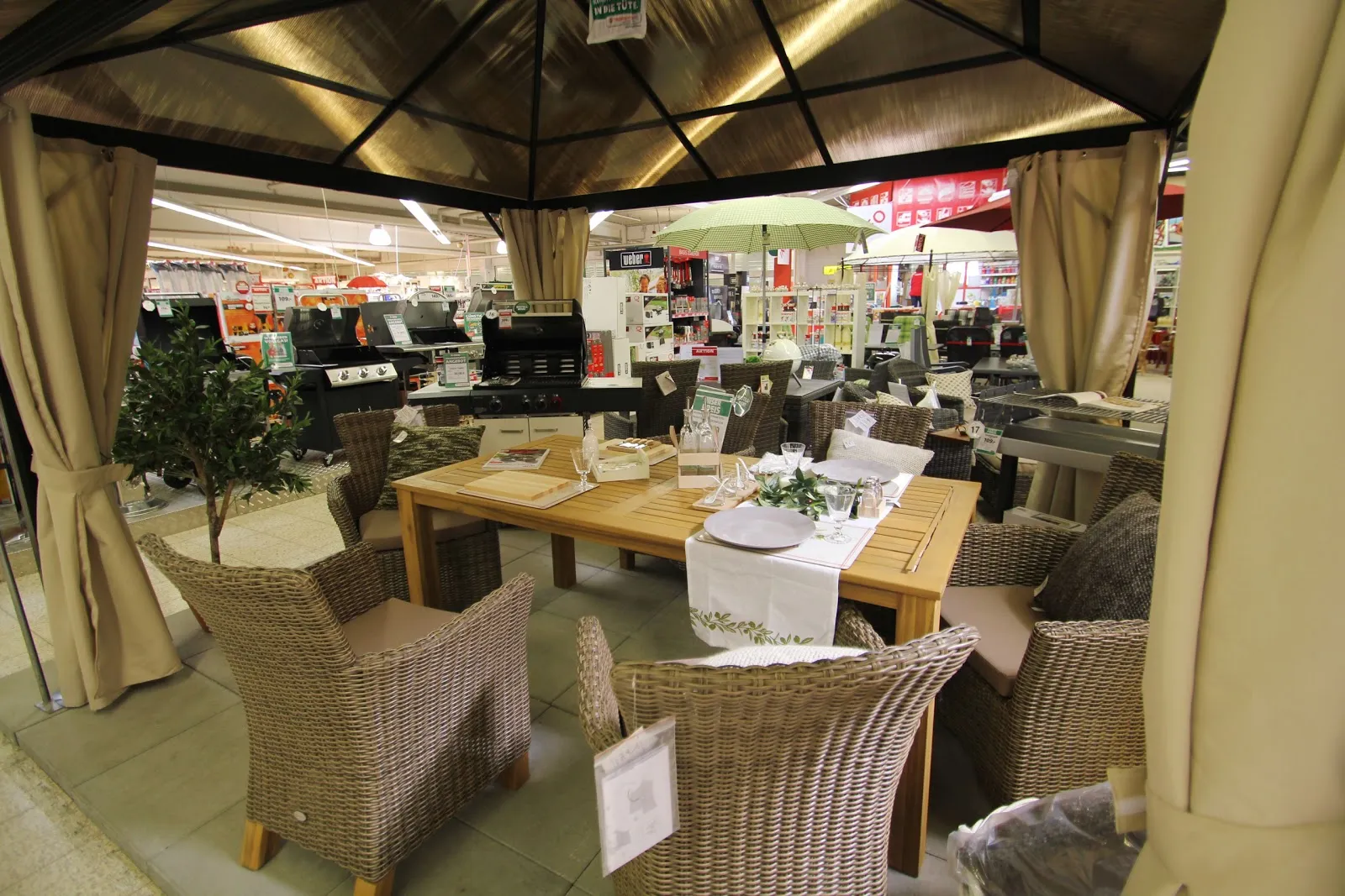 Фасад садового центра Mölders hagebaumarkt