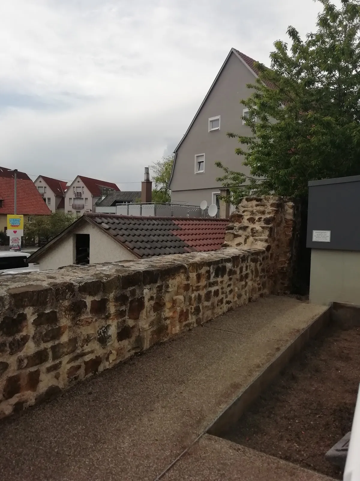 Исторические ворота Мёнхстёрлайн в Вайлхайм-ан-дер-Тек