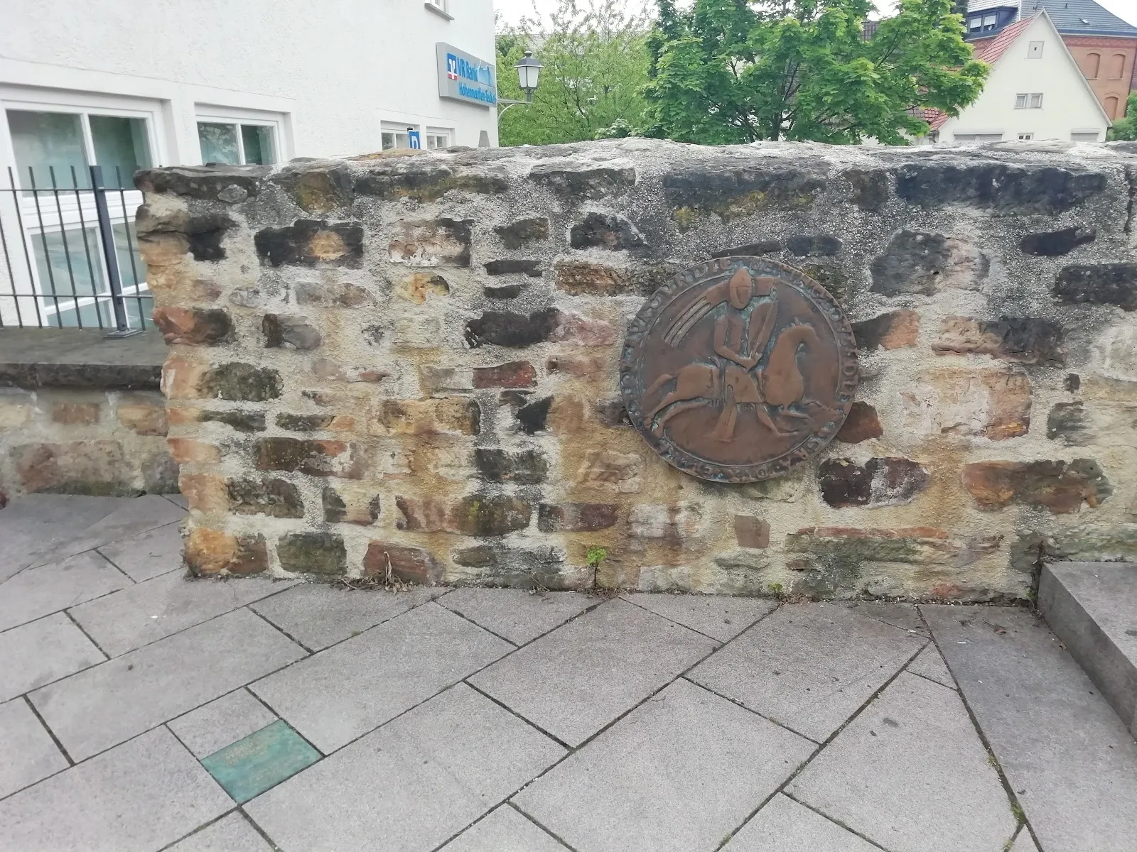 Исторические ворота Мёнхстёрлайн в Вайлхайм-ан-дер-Тек