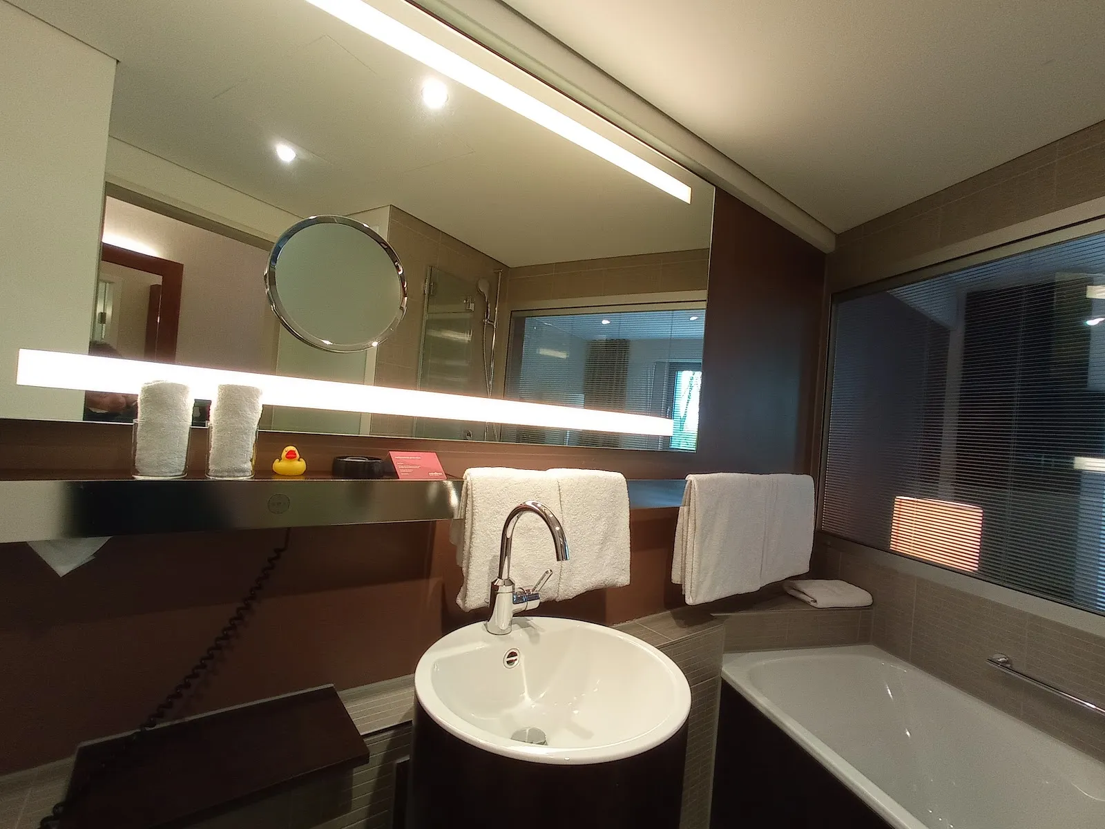 Mövenpick Hotel Hamburg – вид снаружи