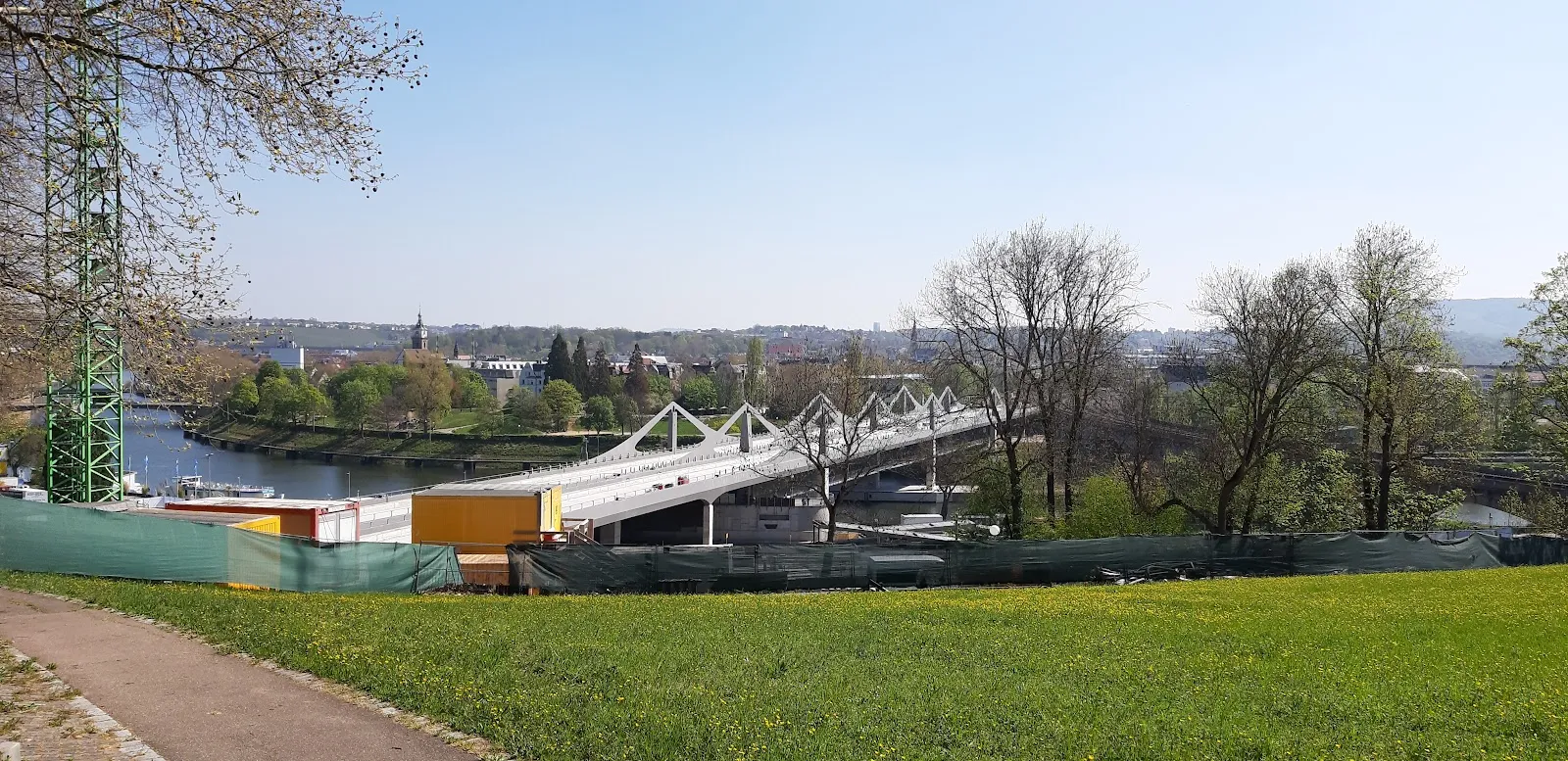 Мост Неккарбрюкке в Штутгарте, Германия