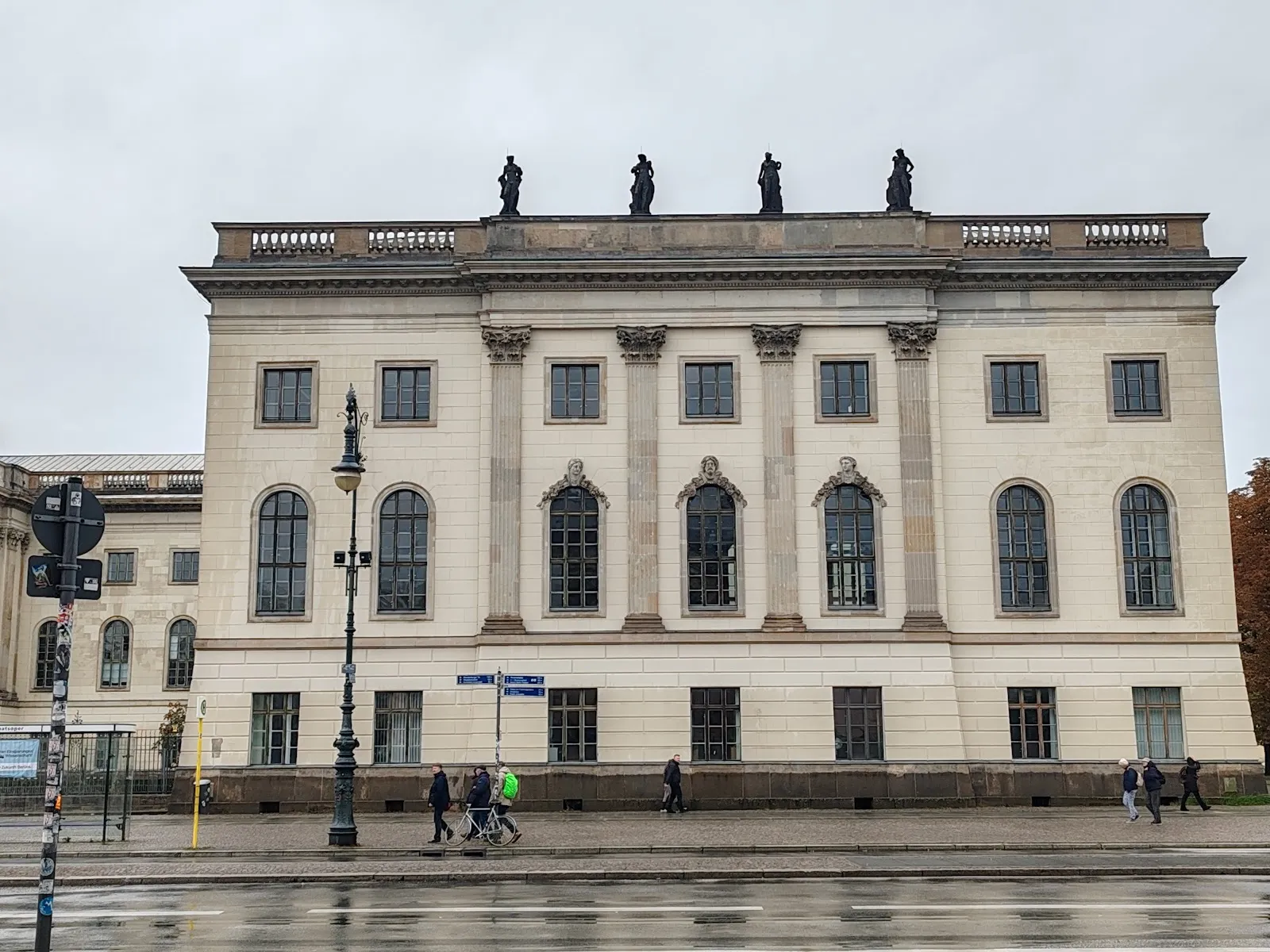 Здание Немецкой государственной оперы в Берлине