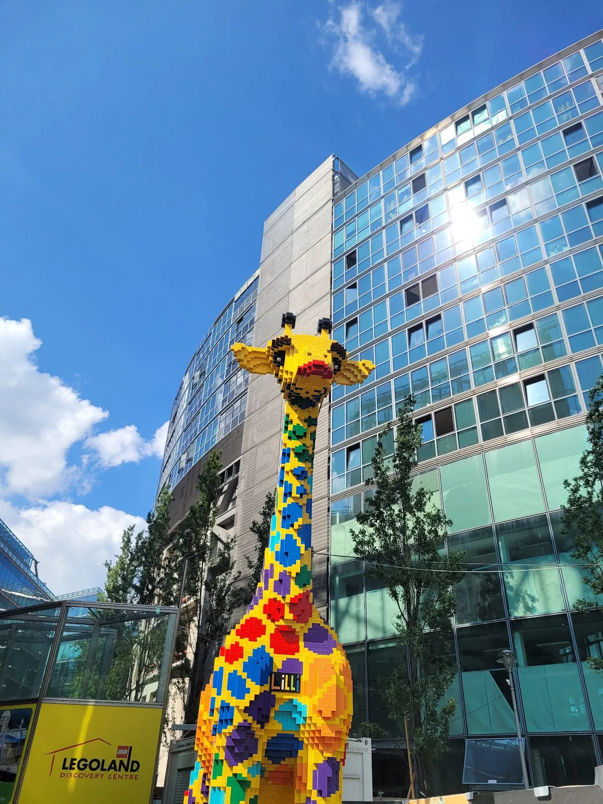 Здание Deutsche Kinemathek в Берлине