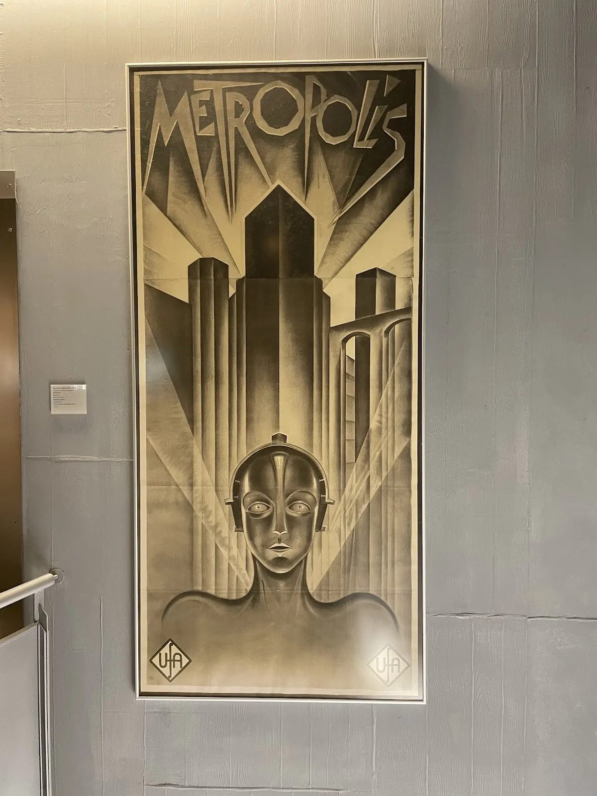 Здание Deutsche Kinemathek в Берлине