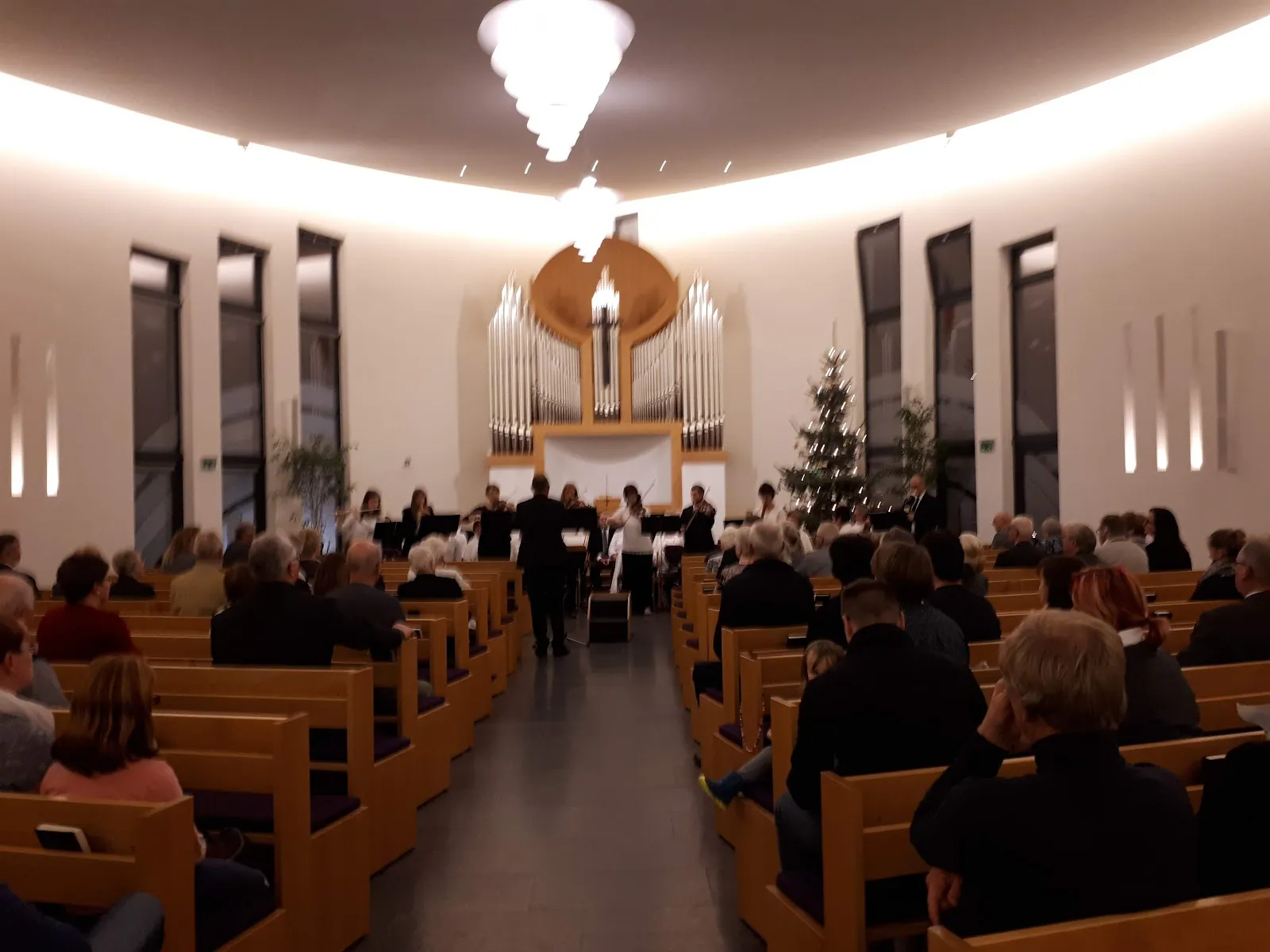 Неоапостольская Церковь Бранденбурга, здание, фасад