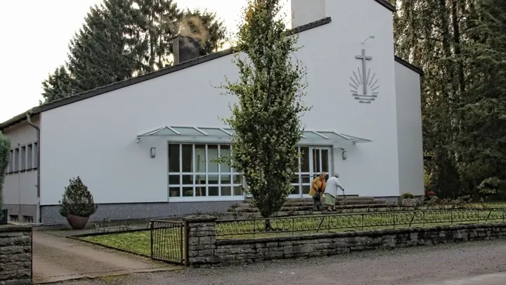 Новая апостольская церковь в Унне