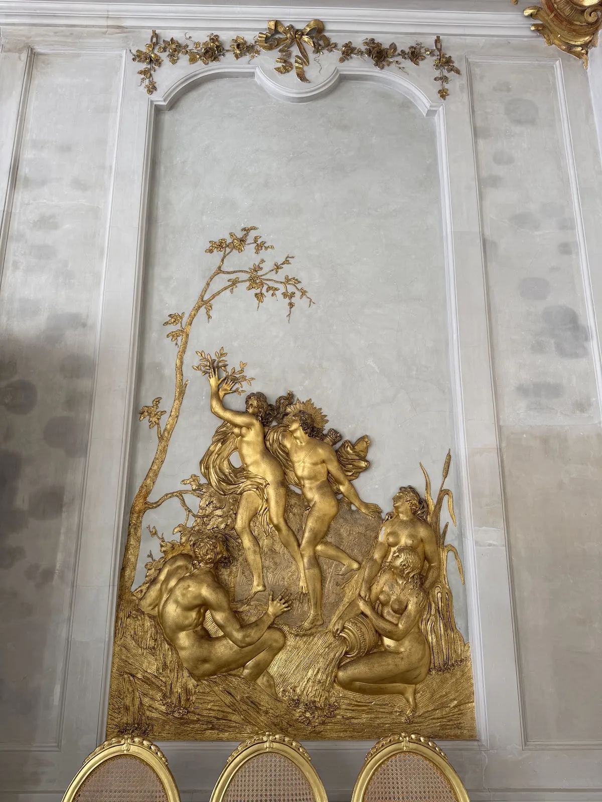 Фасад Новых дворцов в Потсдаме