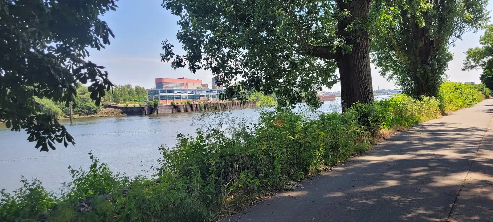 Игривый оазис, парк развлечений в Бремене