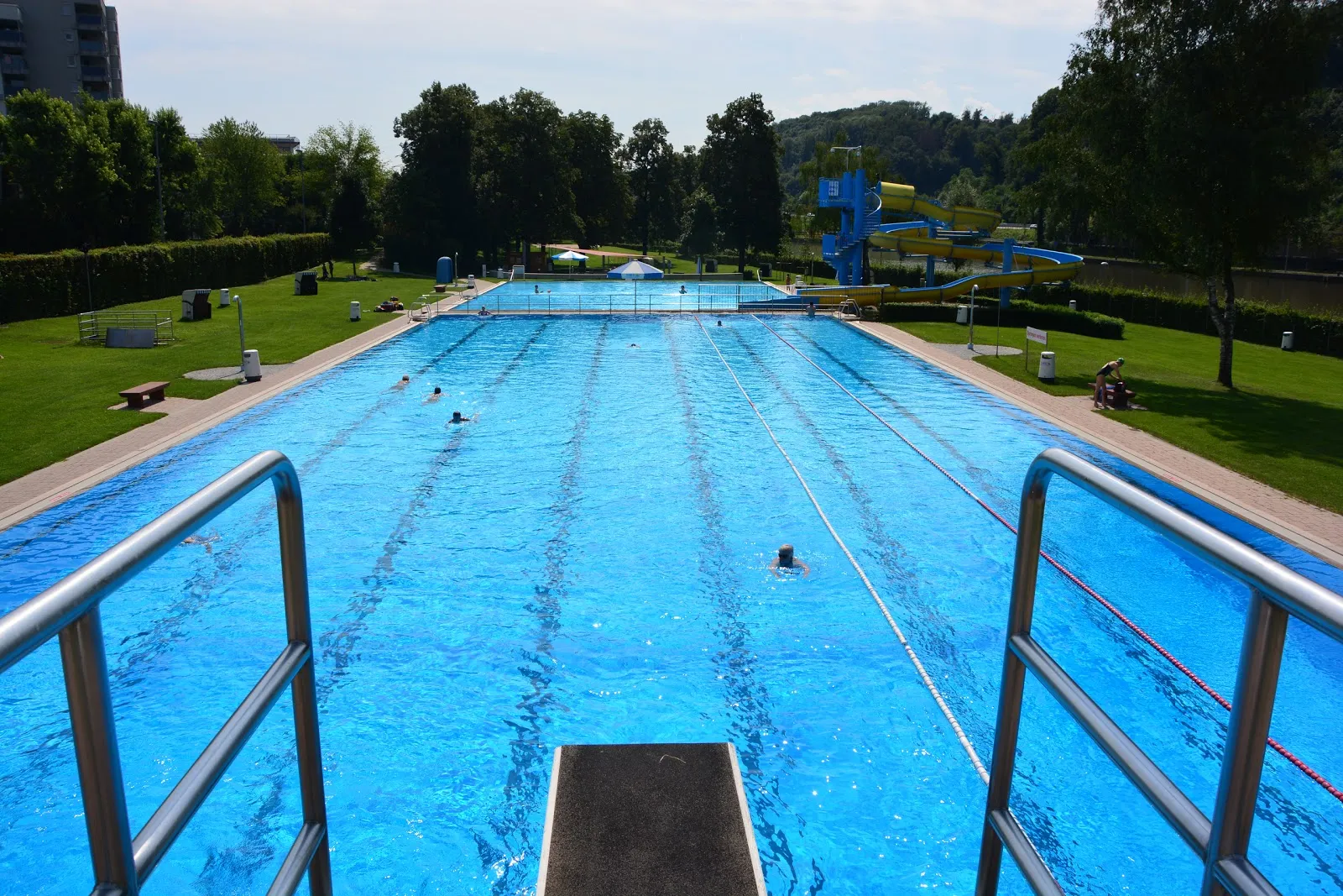 Открытый бассейн 