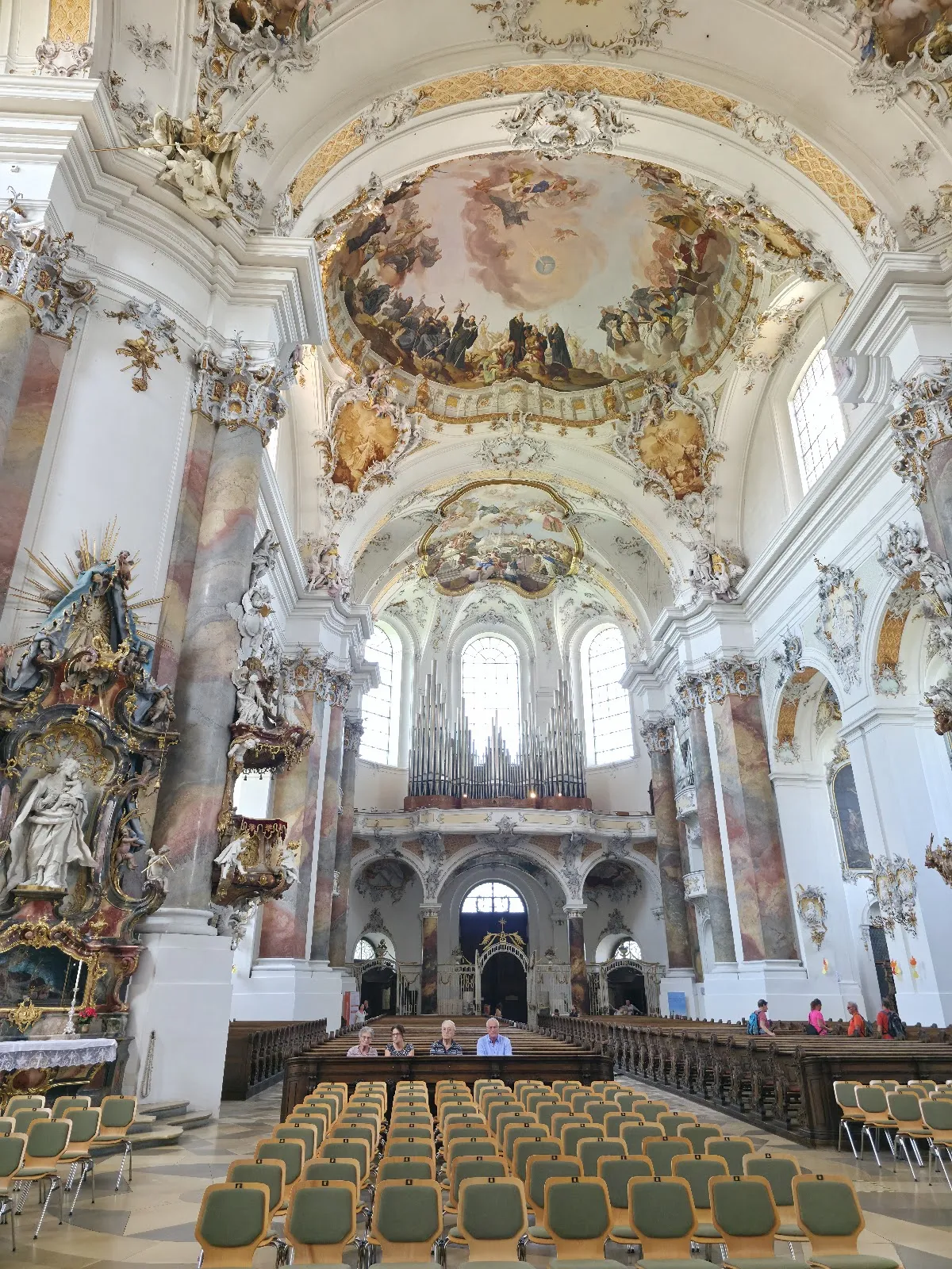 Фасад Оттобойренского аббатства с башнями