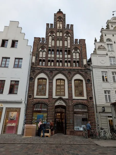 Памятник фельдмаршалу Блюхеру в центре Берлина