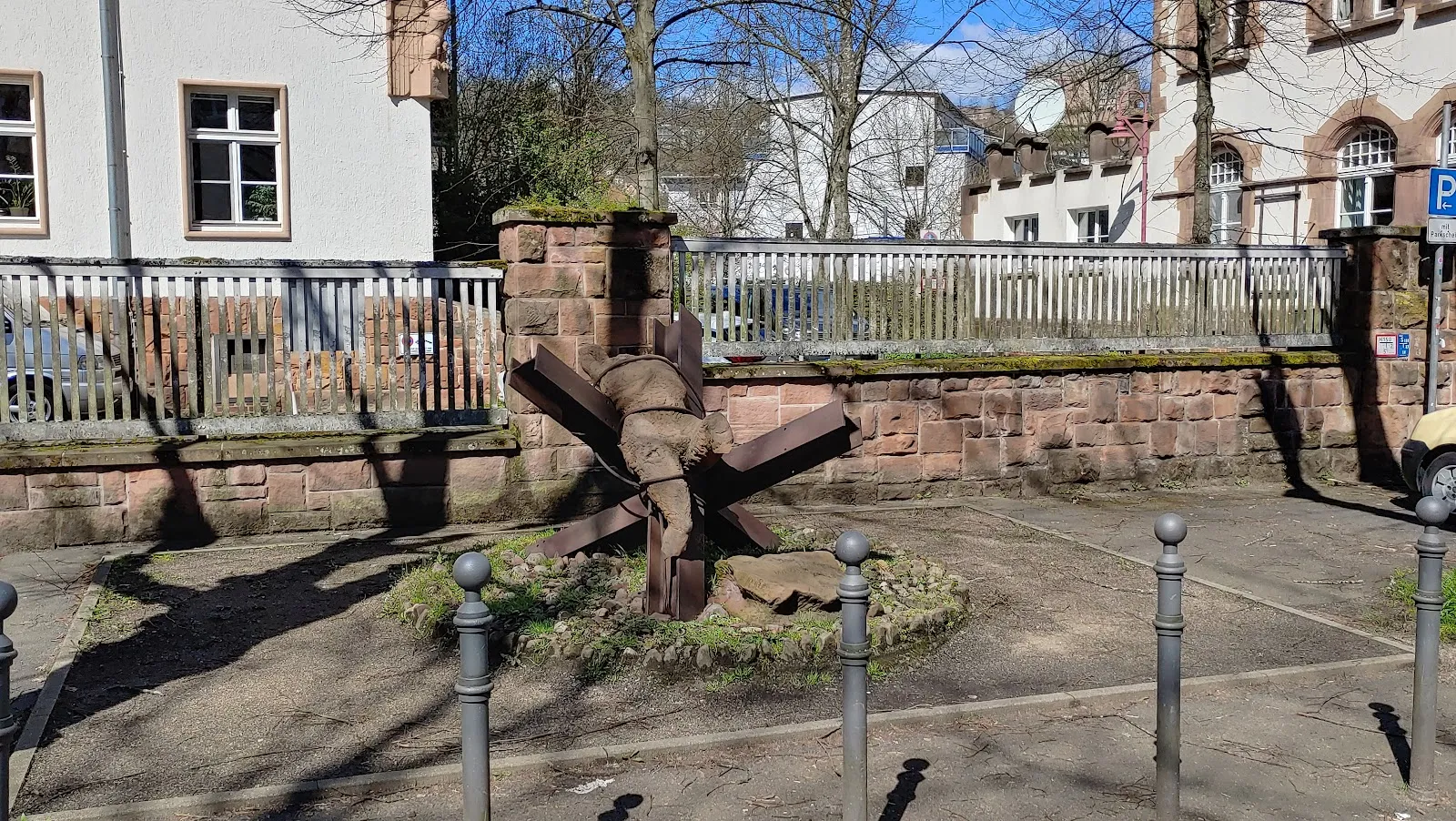 Памятник дезертирам Второй мировой войны в Марбурге, Германия