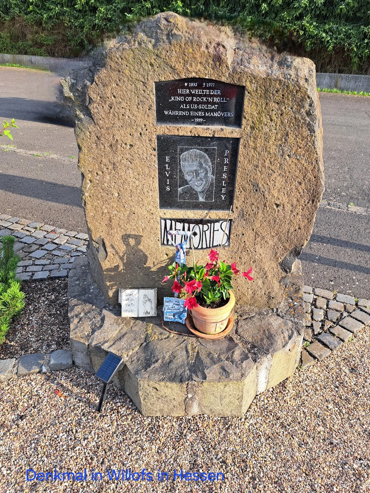 Памятник Элвису Пресли