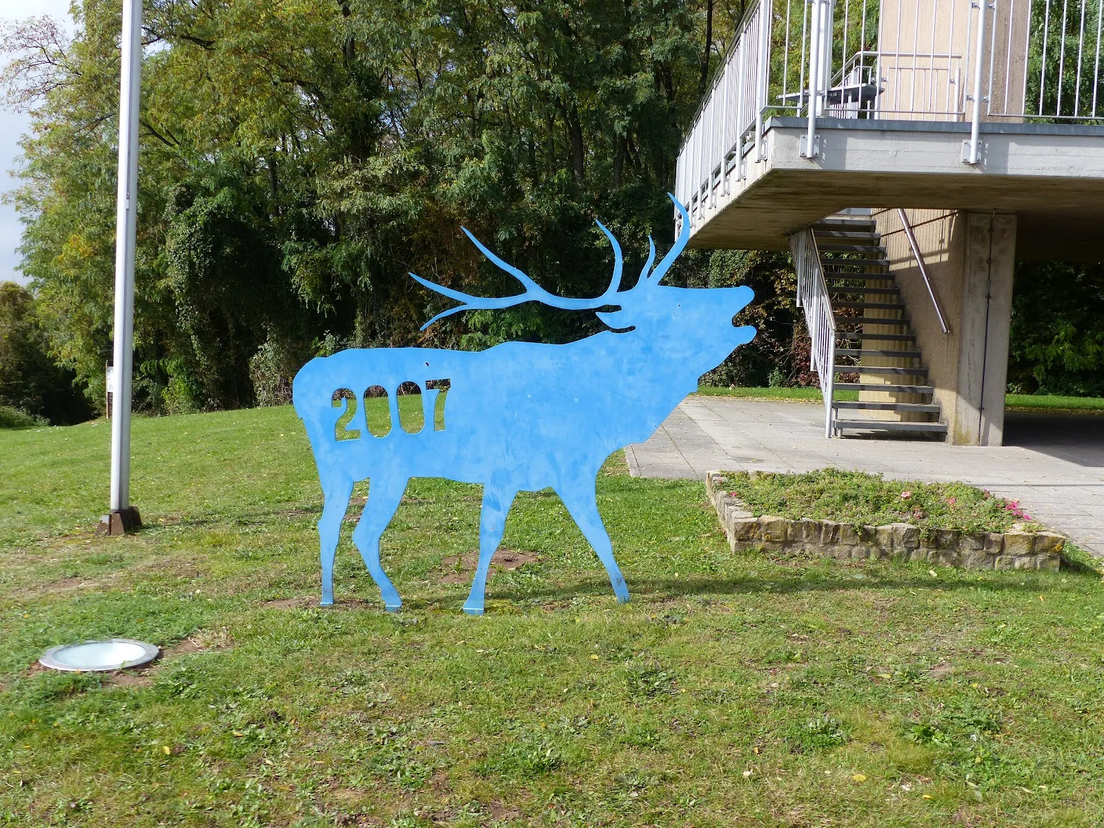 Памятник Европе в Уберхеррне, Германия - символ европейского единства.