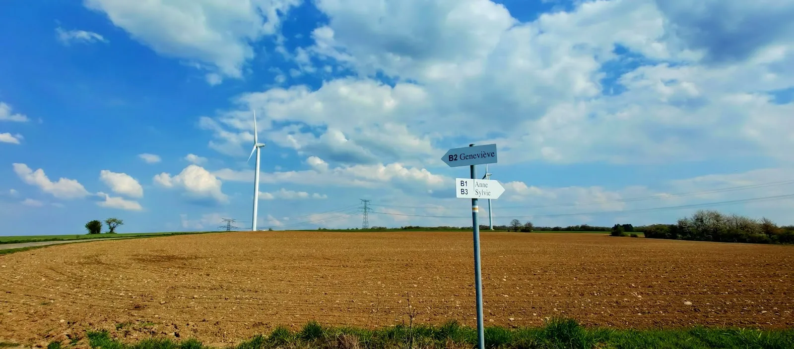 Памятник Европе в Уберхеррне, Германия - символ европейского единства.