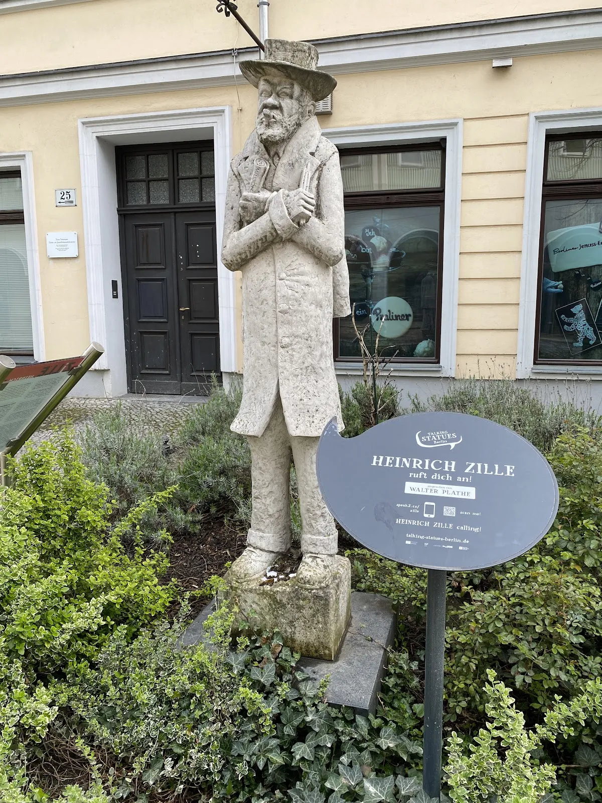 Памятник Генриху Цилле