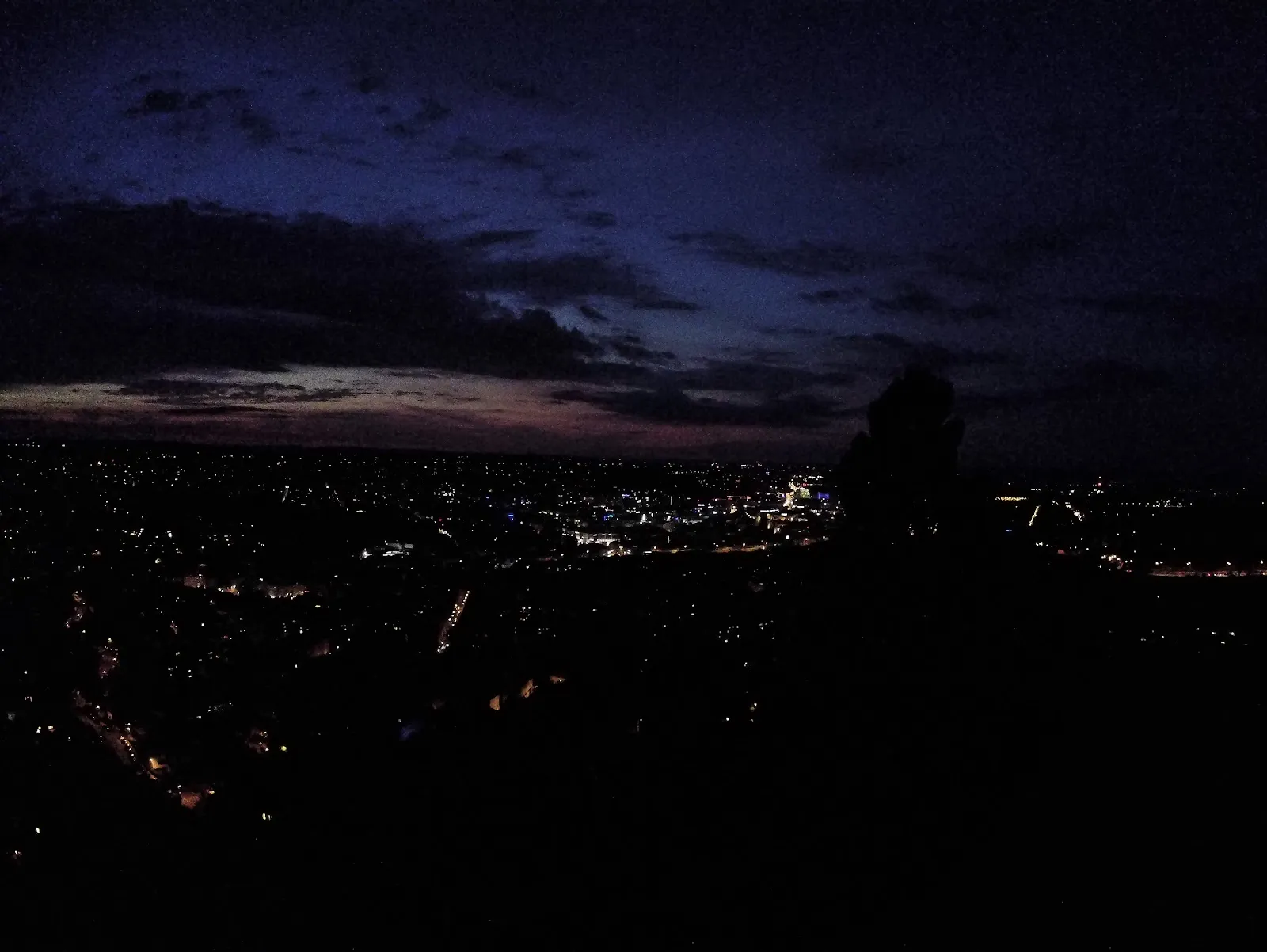 Памятник Готлибу Кристиану Эберхарду Этцелю, расположенный по адресу Neue Weinsteige 173, 70180 Stuttgart, Германия.