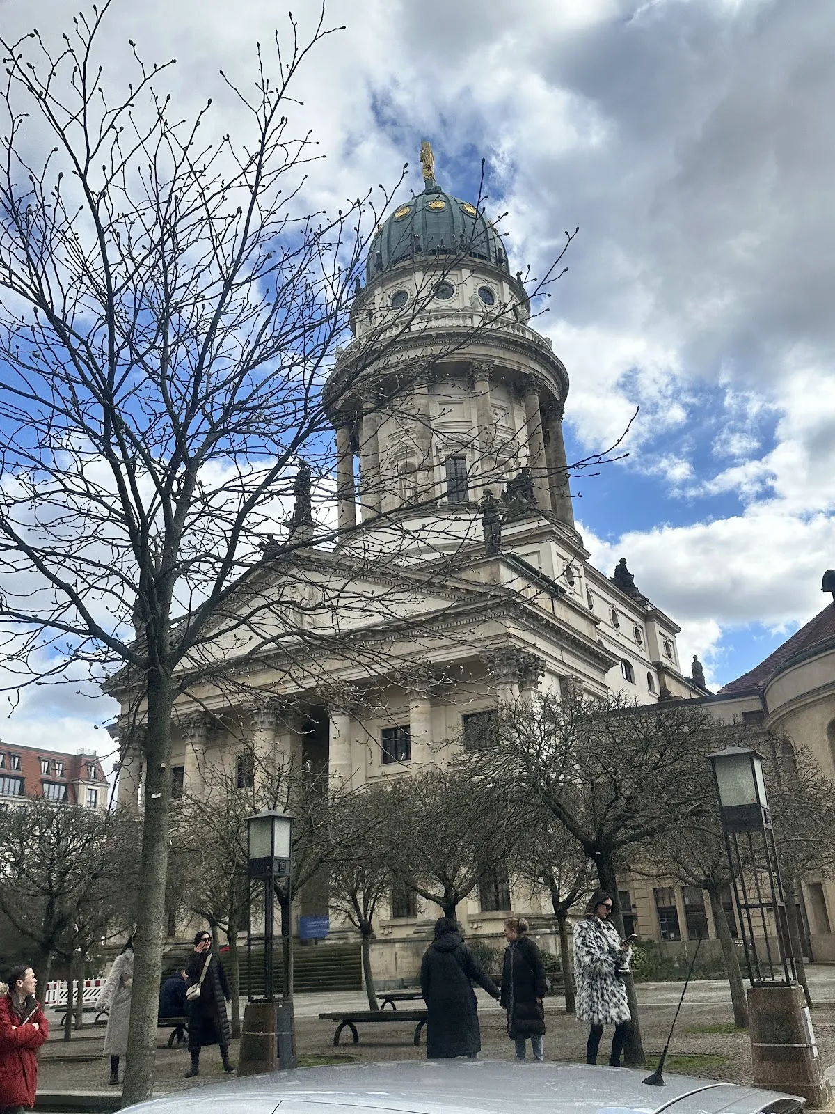 Памятник Хансу Бауму на Музейном острове, Берлин