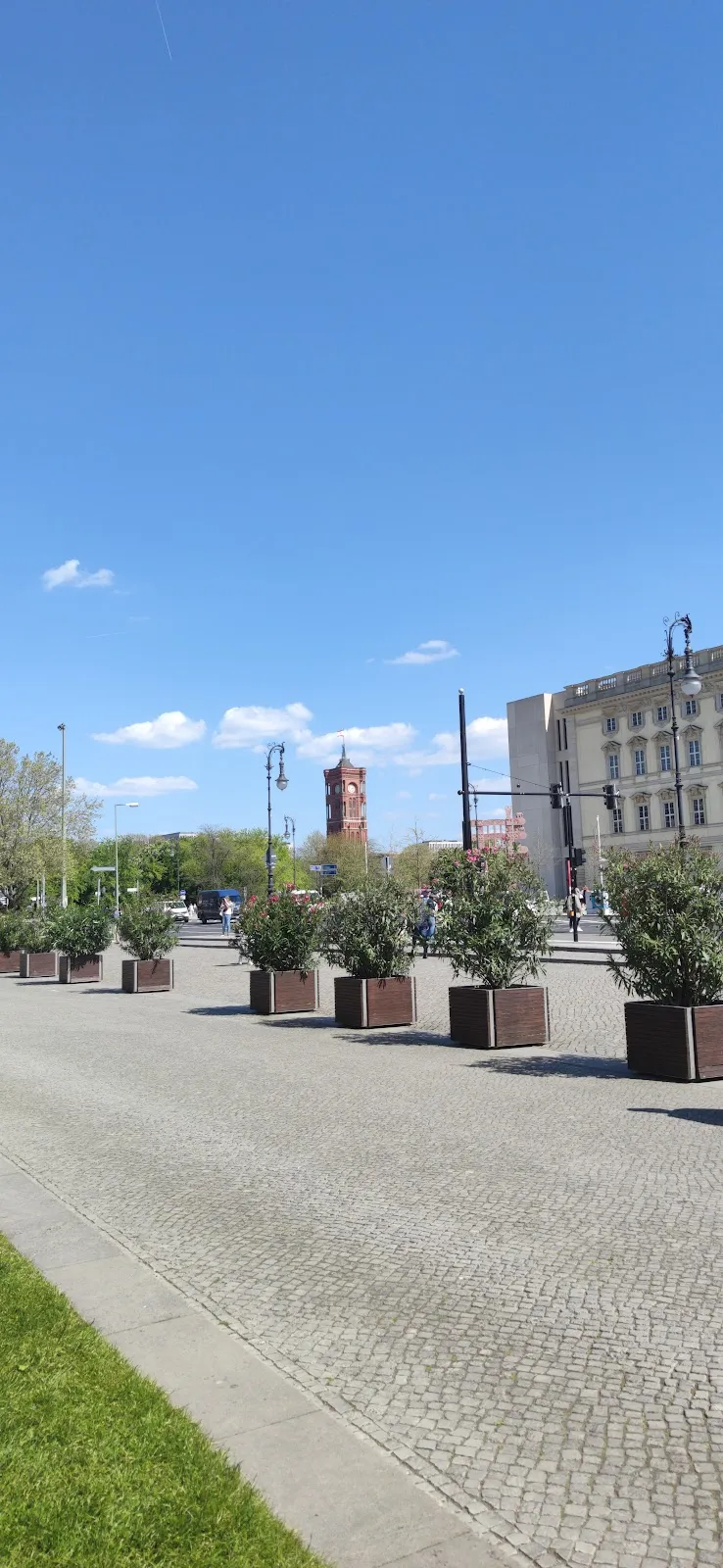 Памятник Хансу Бауму на Музейном острове, Берлин