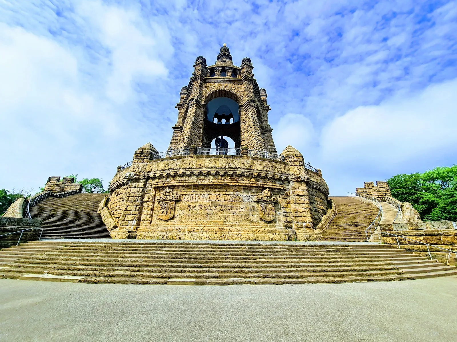 Памятник кайзеру Вильгельму I в Порта-Вестфалика