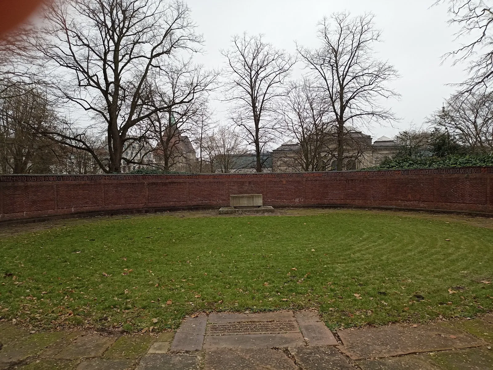 Памятник на Альтмансхёэ