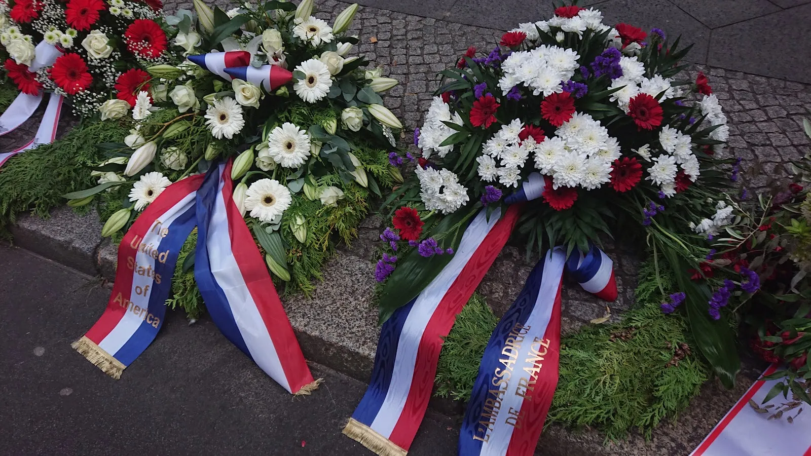 Памятник Петеру Фехтеру, мемориал жертвам Берлинской стены, Берлин, Германия