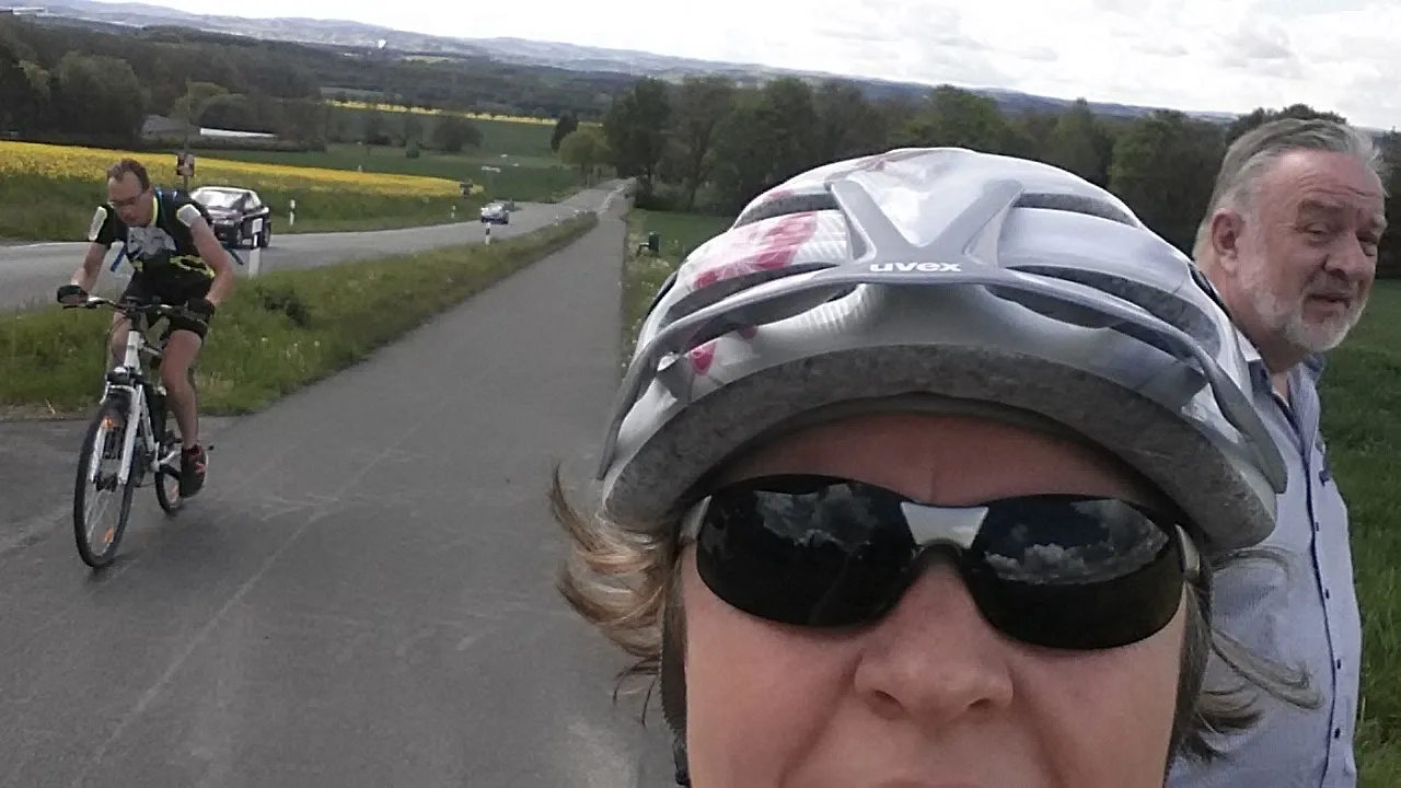 Памятник Сове, расположенный по адресу Eulenstraße 43, Фрёнденберг/Рур, Германия.